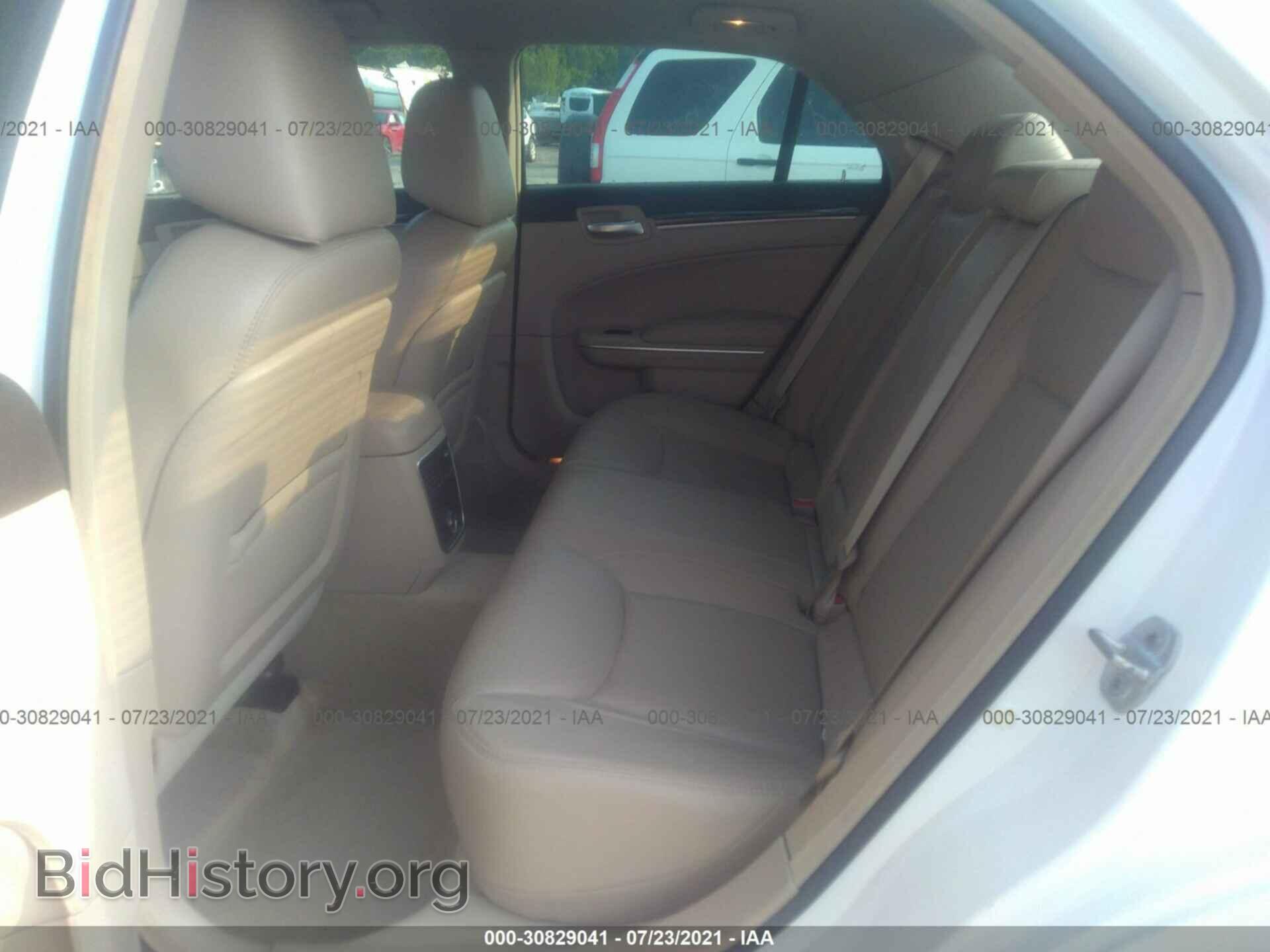 2012 CHRYSLER 300 - VIN: 2C3CCACG7CH161663 - Фото 8