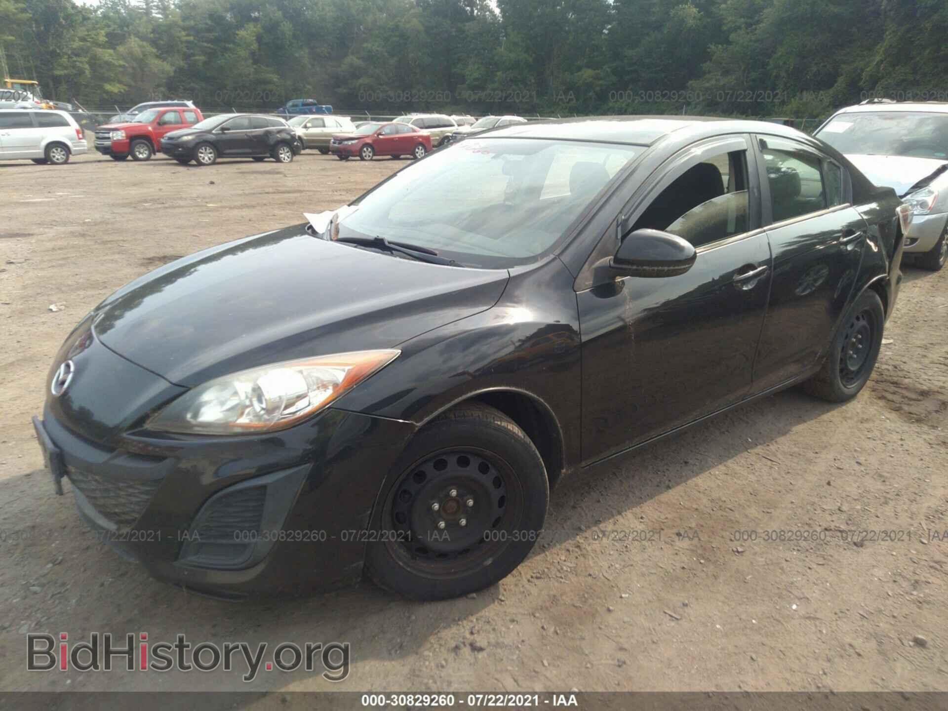 2011 MAZDA MAZDA3 - VIN: JM1BL1UG6B1423711 - Фото 2