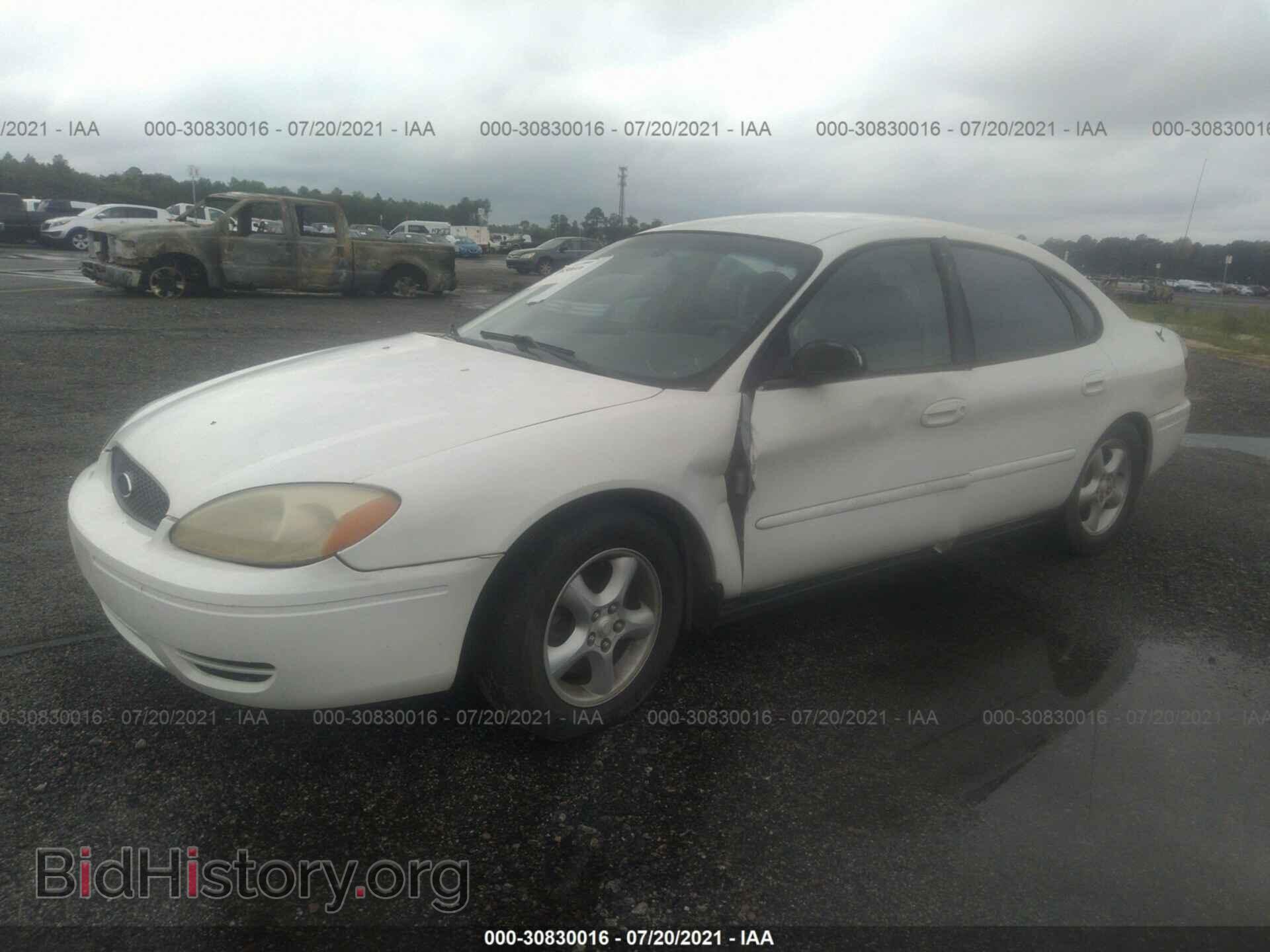2007 FORD TAURUS - VIN: 1FAHP53UX7A155403 - Фото 2