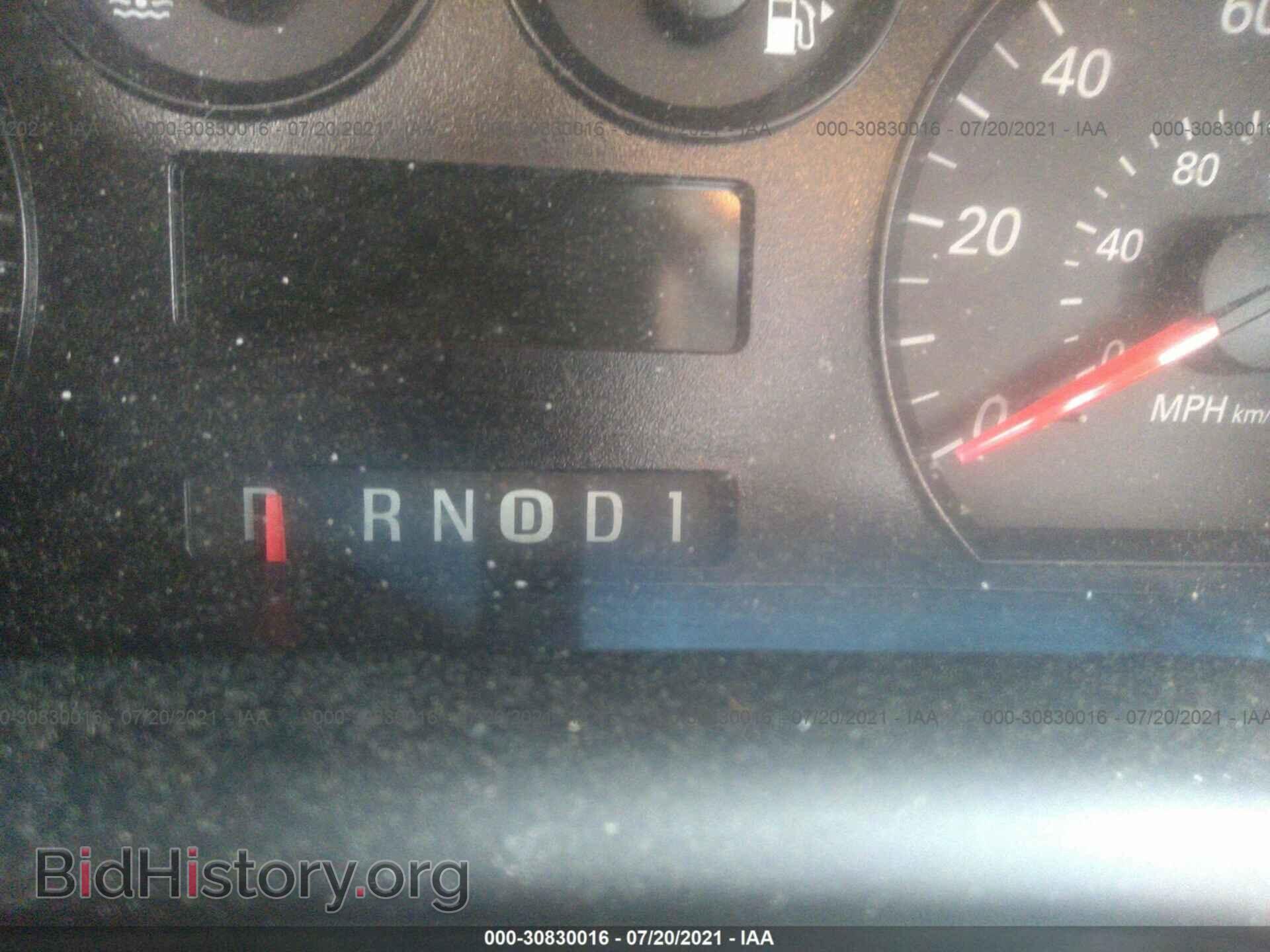 2007 FORD TAURUS - VIN: 1FAHP53UX7A155403 - Фото 7