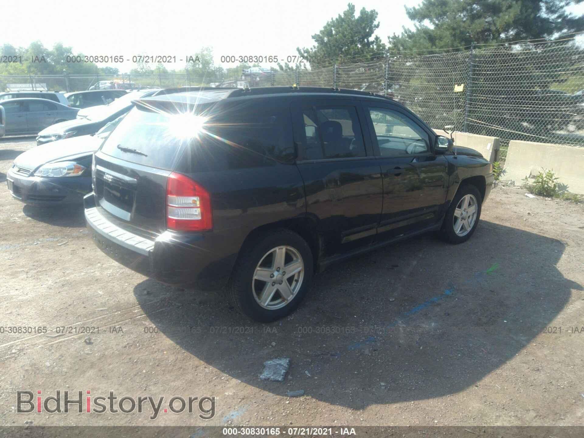 2008 JEEP COMPASS - VIN: 1J8FF47W48D759144 - Фото 4