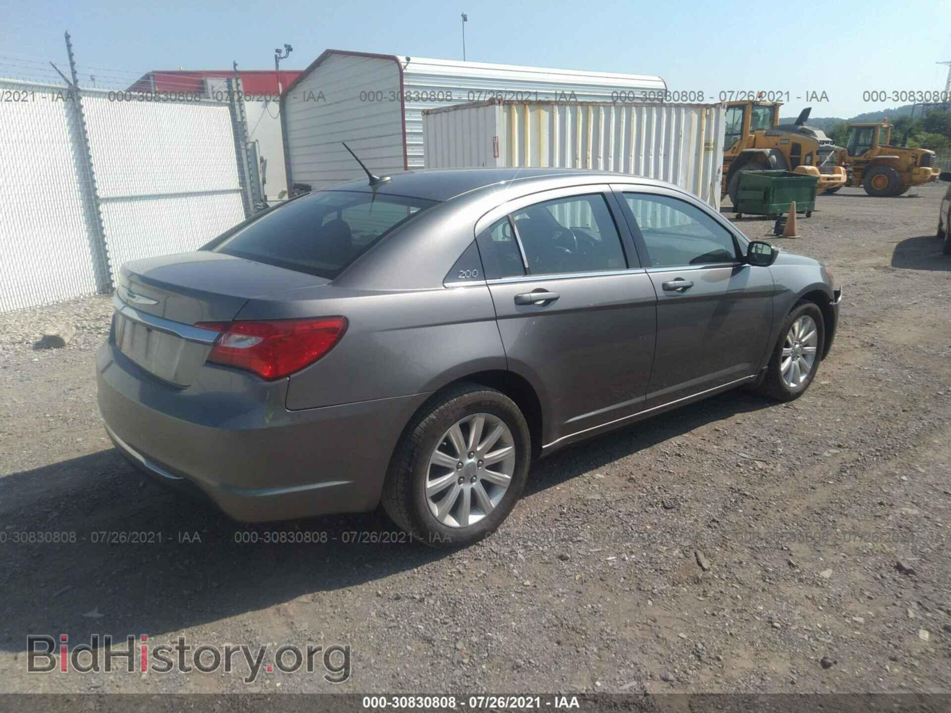 2012 CHRYSLER 200 - VIN: 1C3CCBBB4CN181601 - Фото 4