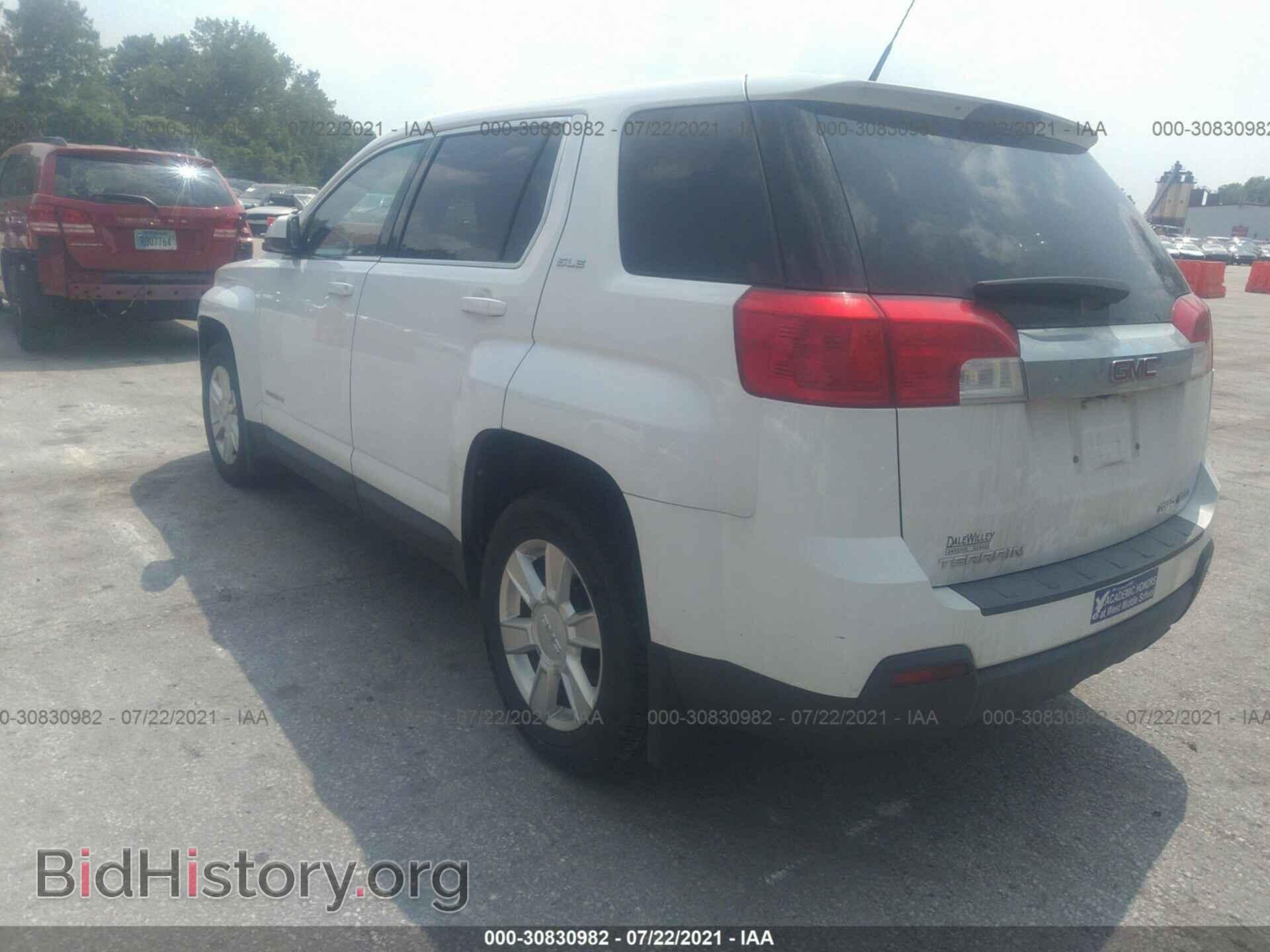 2012 GMC TERRAIN - VIN: 2GKFLREK2C6221745 - Photo 3