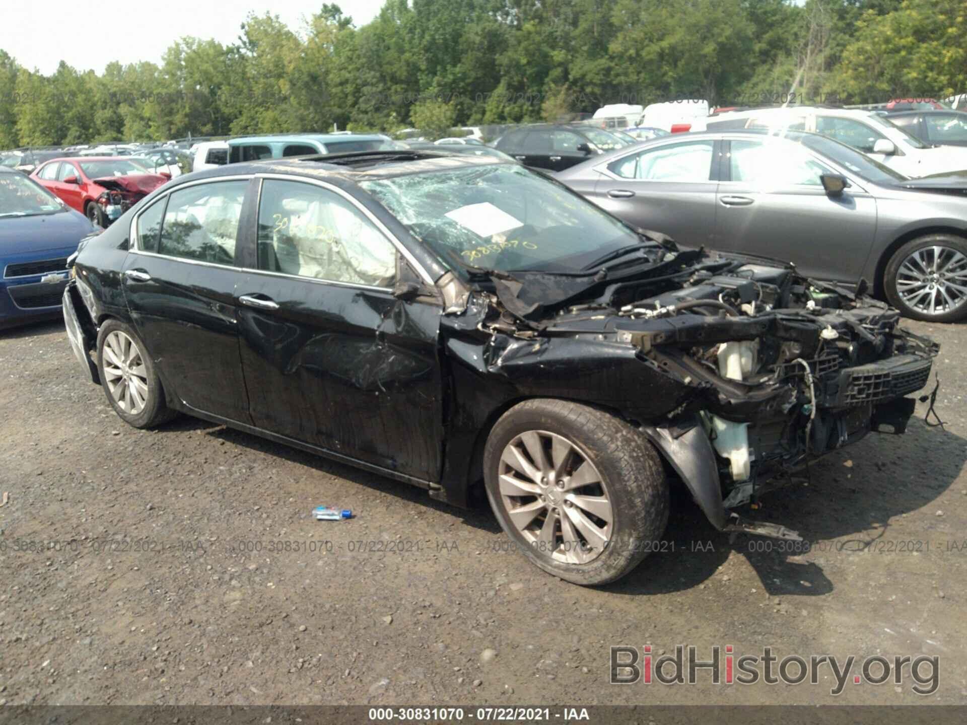 Photo 1HGCR2F80EA002698 - HONDA ACCORD SEDAN 2014