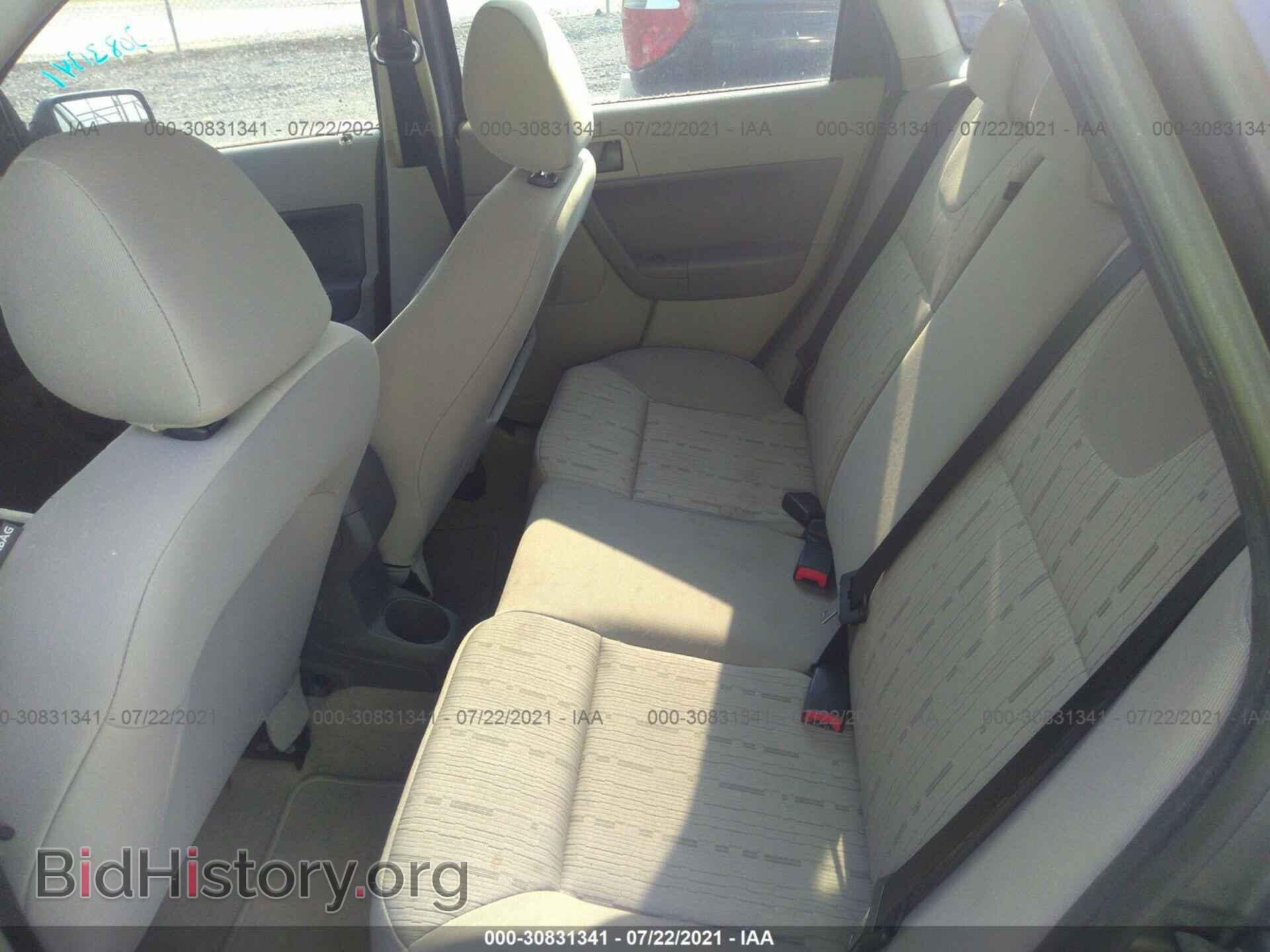 2009 FORD FOCUS - VIN: 1FAHP35N59W184842 - Фото 8
