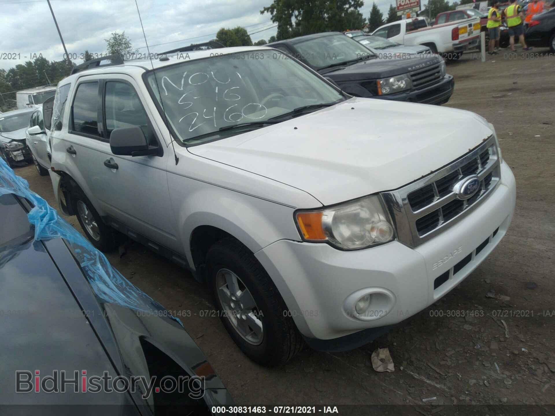 Фотография 1FMCU0D76CKB52460 - FORD ESCAPE 2012