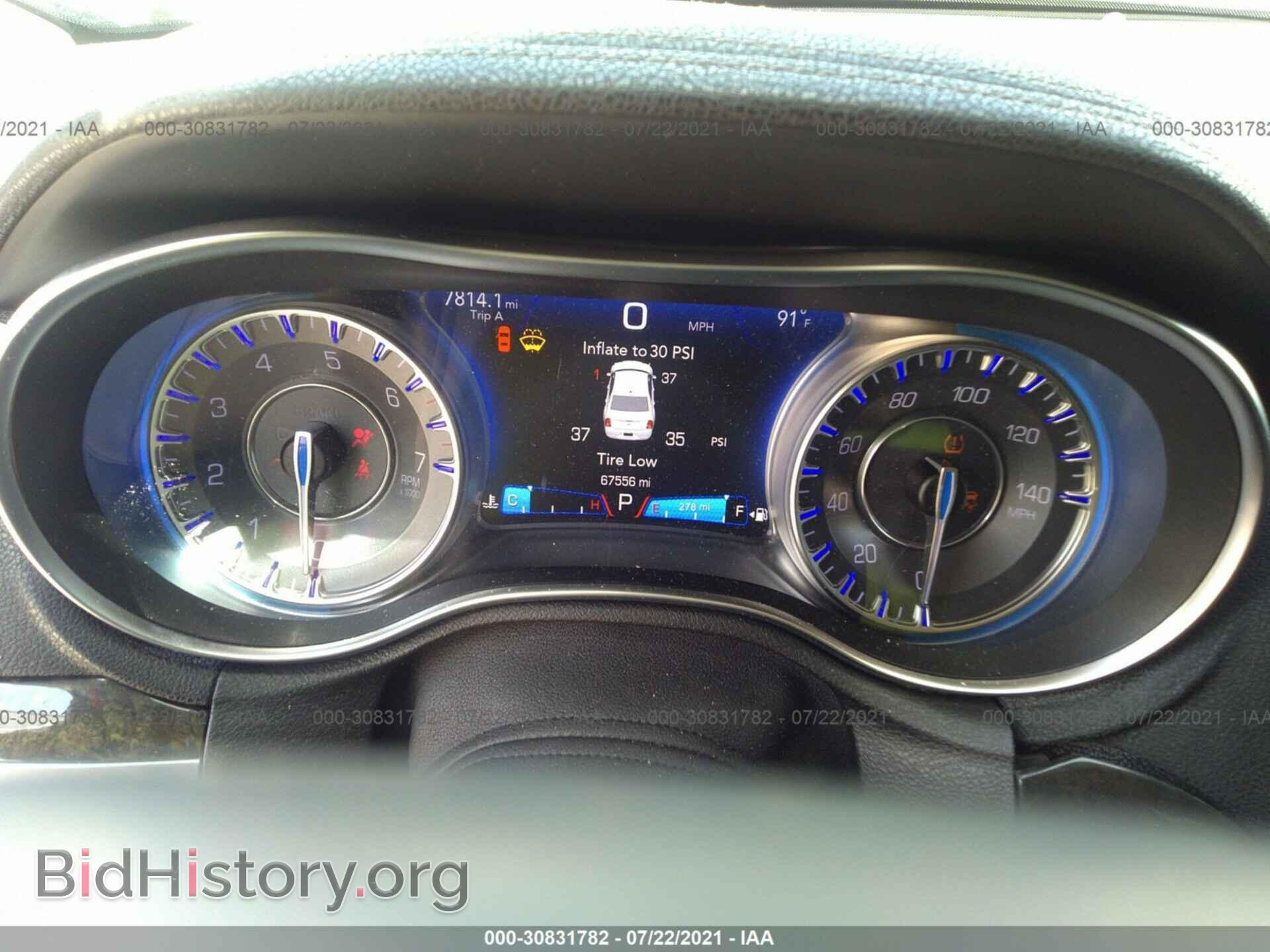 2016 CHRYSLER 300 - VIN: 2C3CCAEG2GH123602 - Фото 7