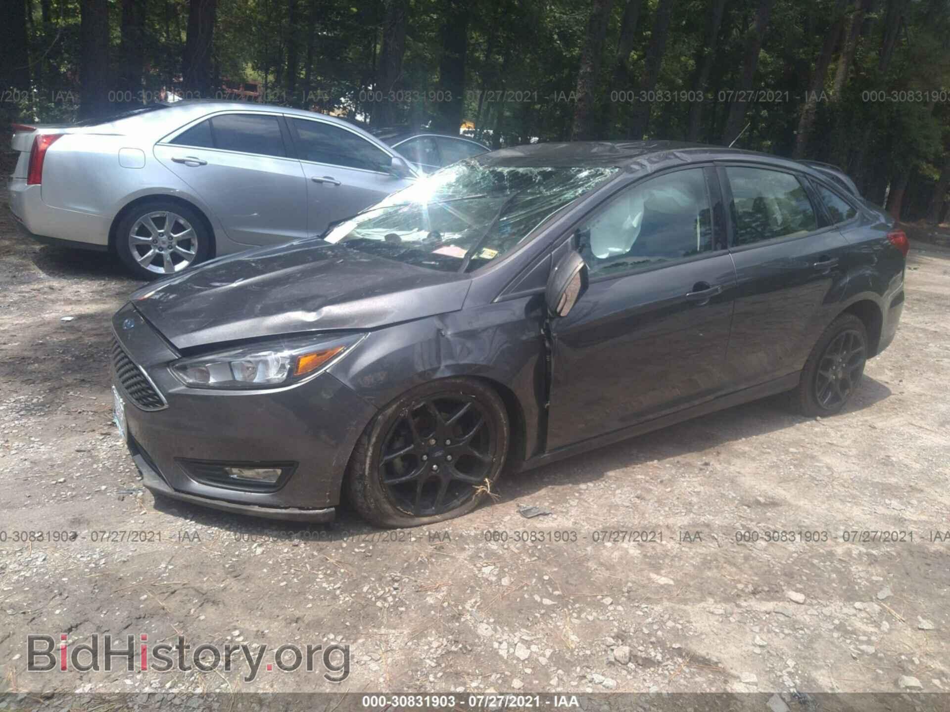 2016 FORD FOCUS - VIN: 1FADP3F21GL356947 - Фото 2