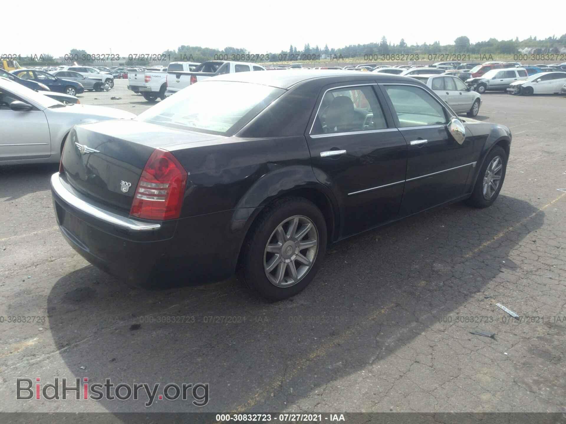 2006 CHRYSLER 300 - VIN: 2C3LA63H56H100487 - Фото 4