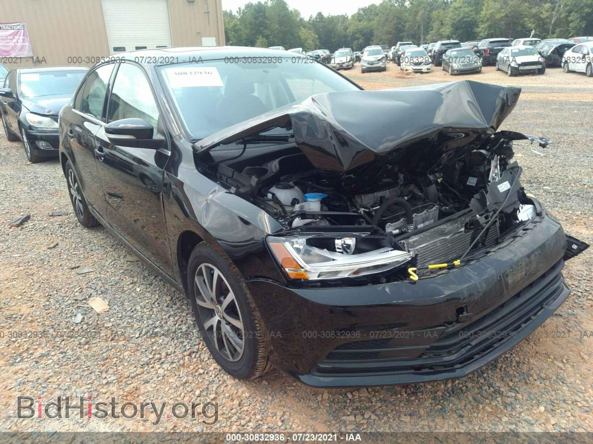 Фотография 3VWDB7AJ2HM374028 - VOLKSWAGEN JETTA 2017