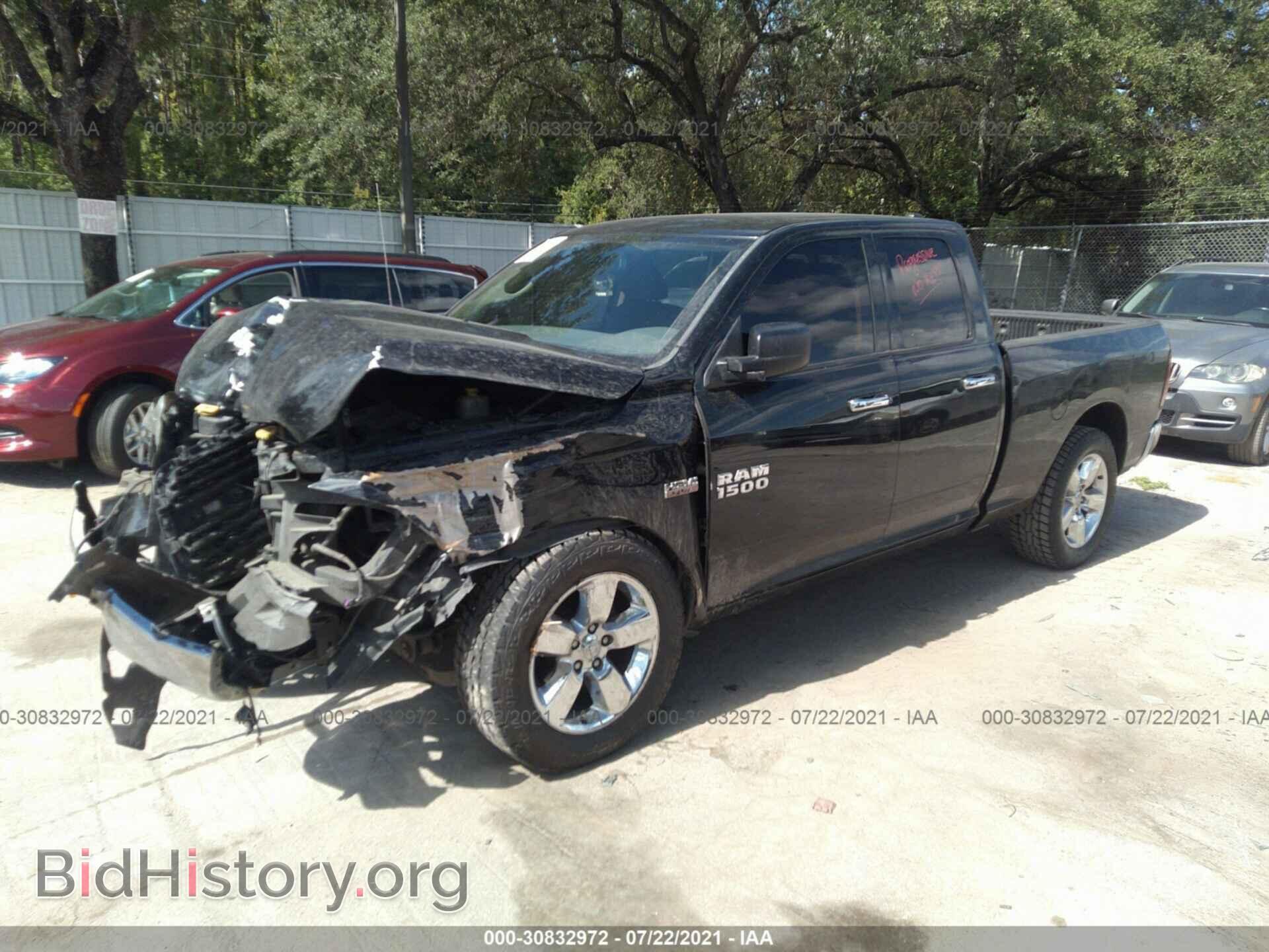 2015 RAM 1500 - VIN: 1C6RR6GT2FS510936 - Фото 2