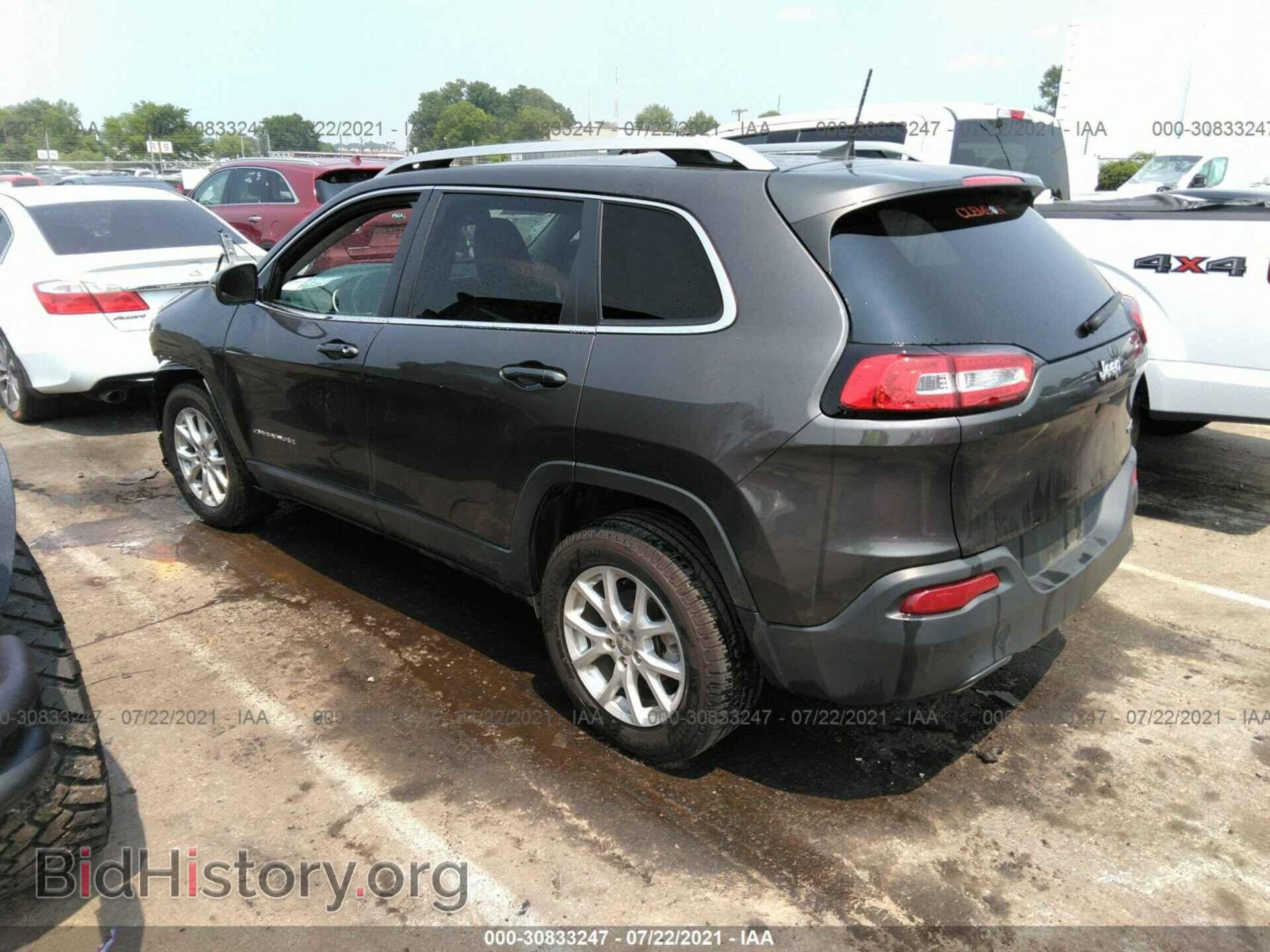 2018 JEEP CHEROKEE - VIN: 1C4PJLLBXJD545112 - Фото 3