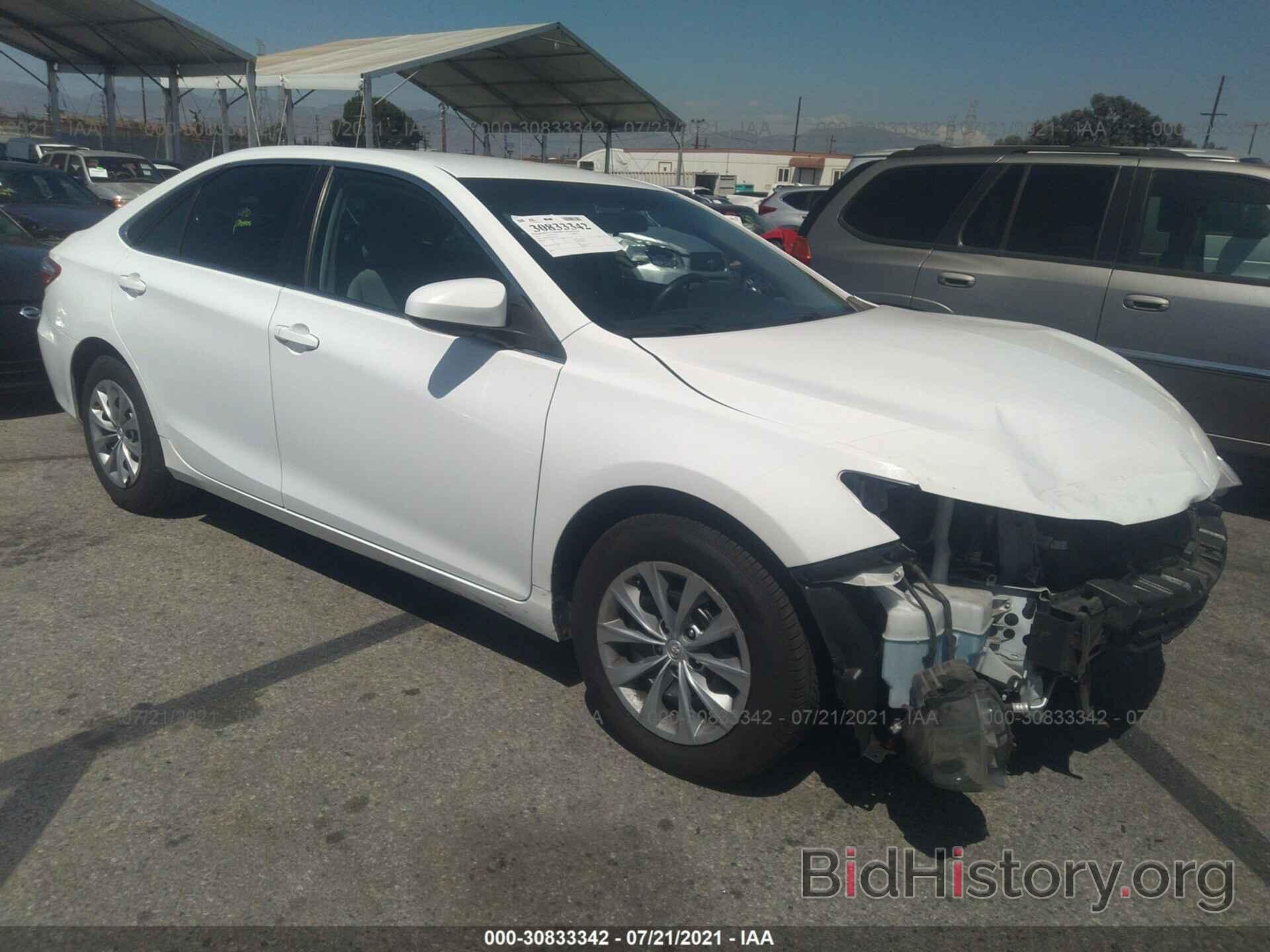 Photo 4T1BF1FK7FU987733 - TOYOTA CAMRY 2015