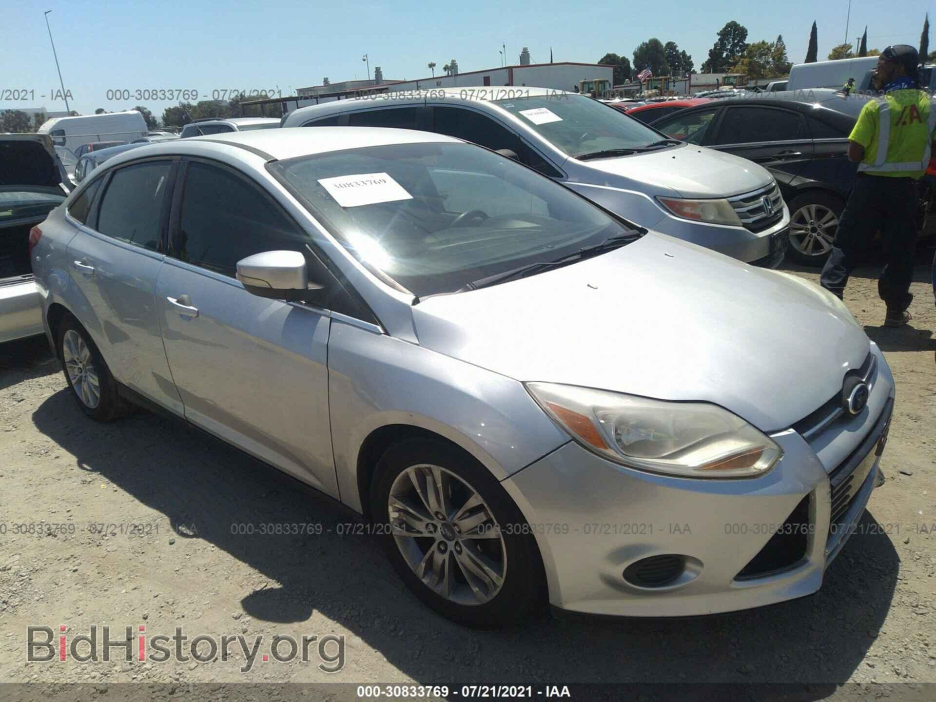 Photo 1FAHP3H20CL251664 - FORD FOCUS 2012