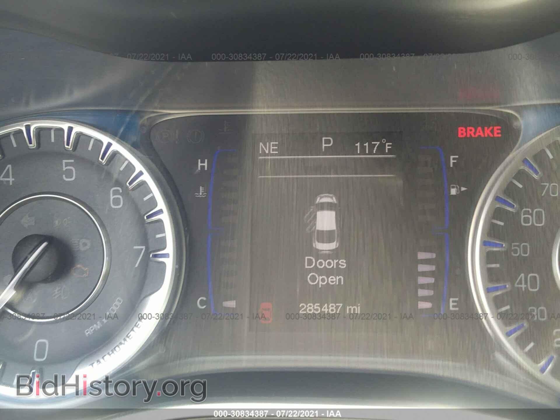 2015 CHRYSLER 200 - VIN: 1C3CCCAB2FN557322 - Photo 7