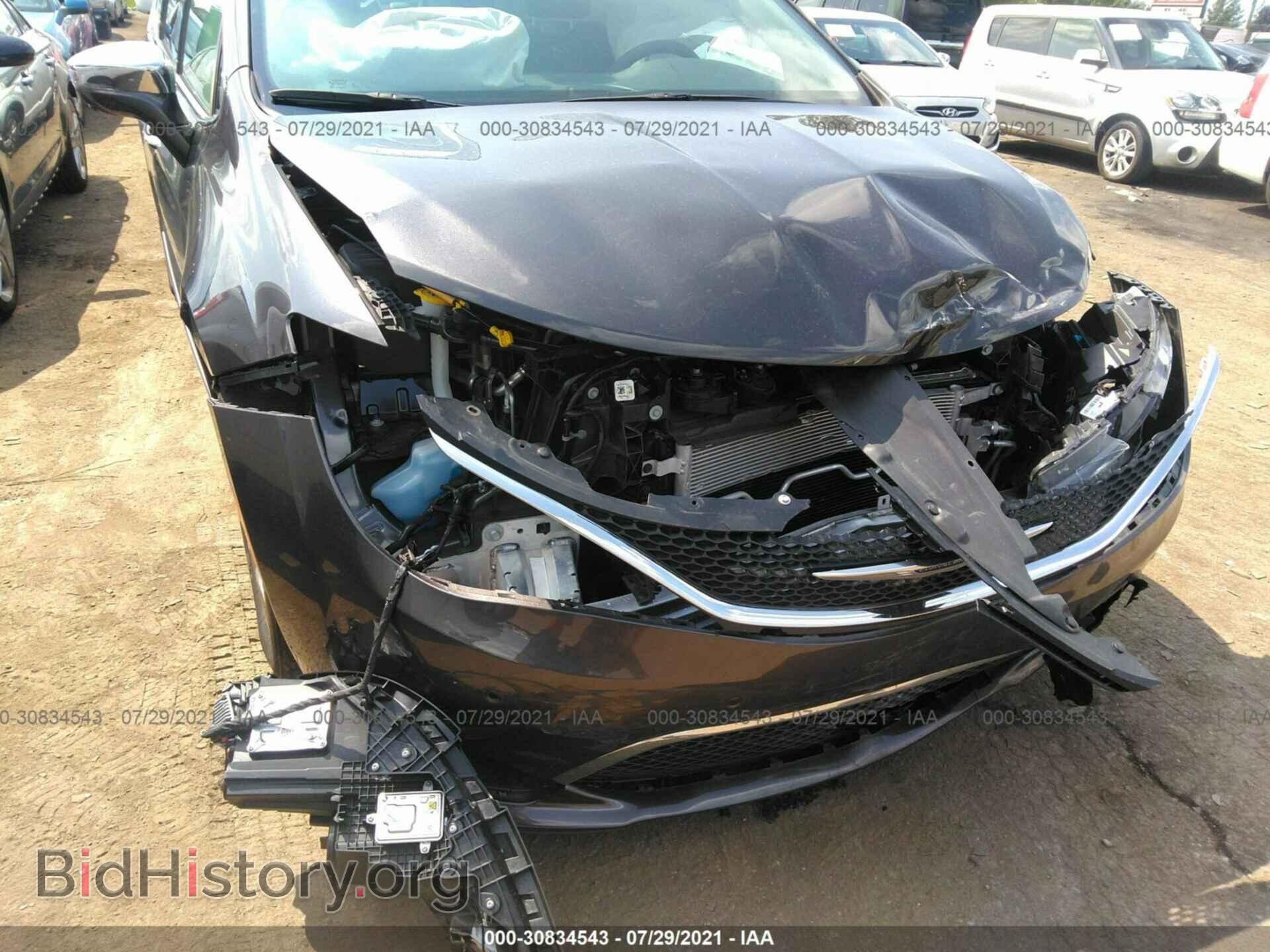 2020 CHRYSLER PACIFICA - VIN: 2C4RC1GG4LR103147 - Фото 6