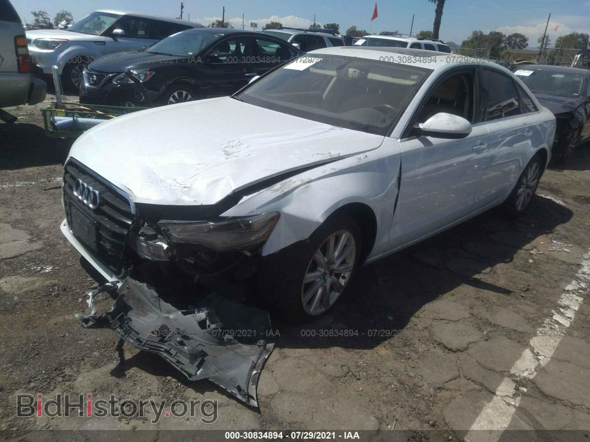 2013 AUDI A6 - VIN: WAUDFAFC5DN129204 - Фото 2