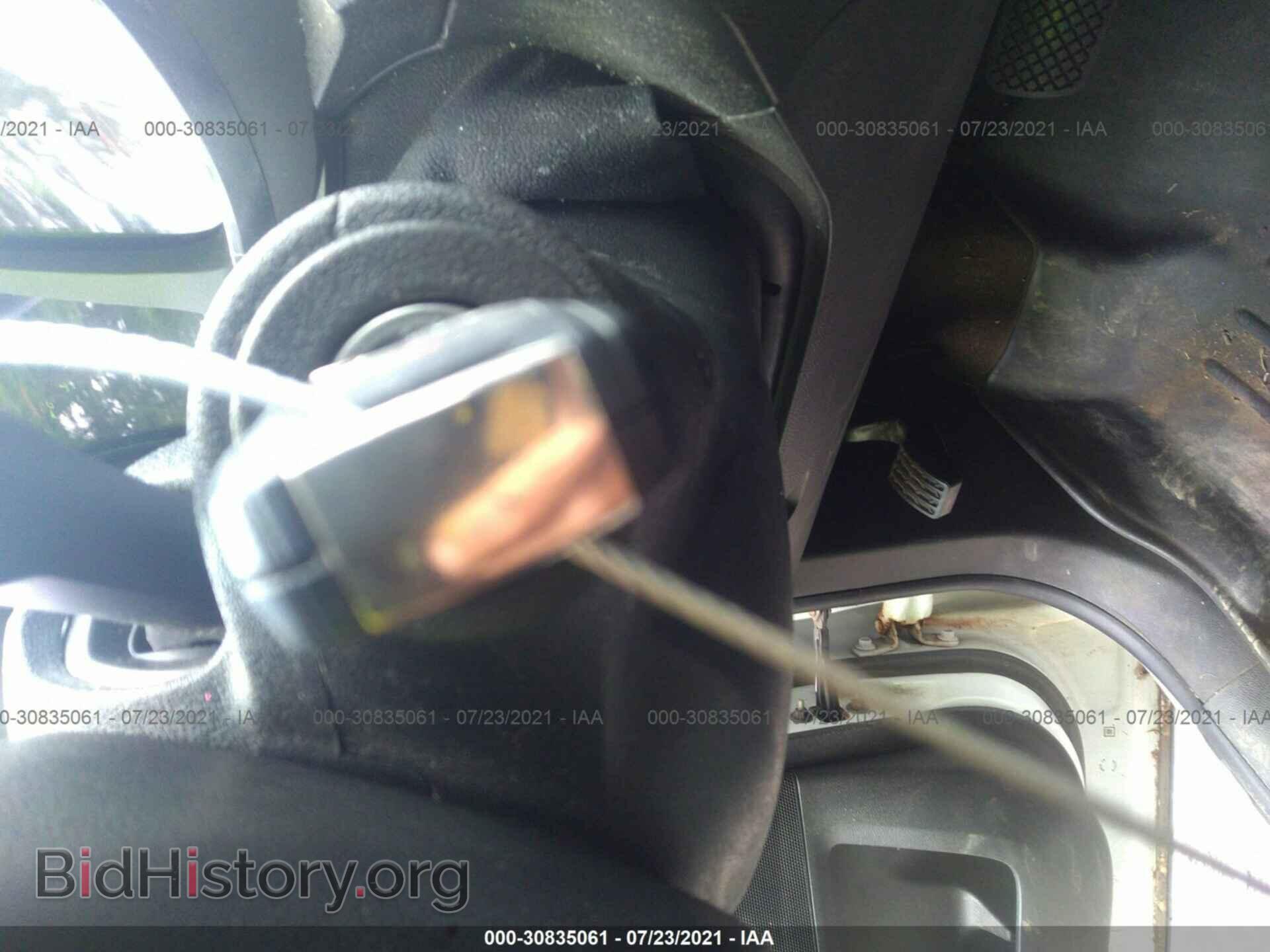2011 GMC TERRAIN - VIN: 2CTFLXEC9B6260019 - Photo 11