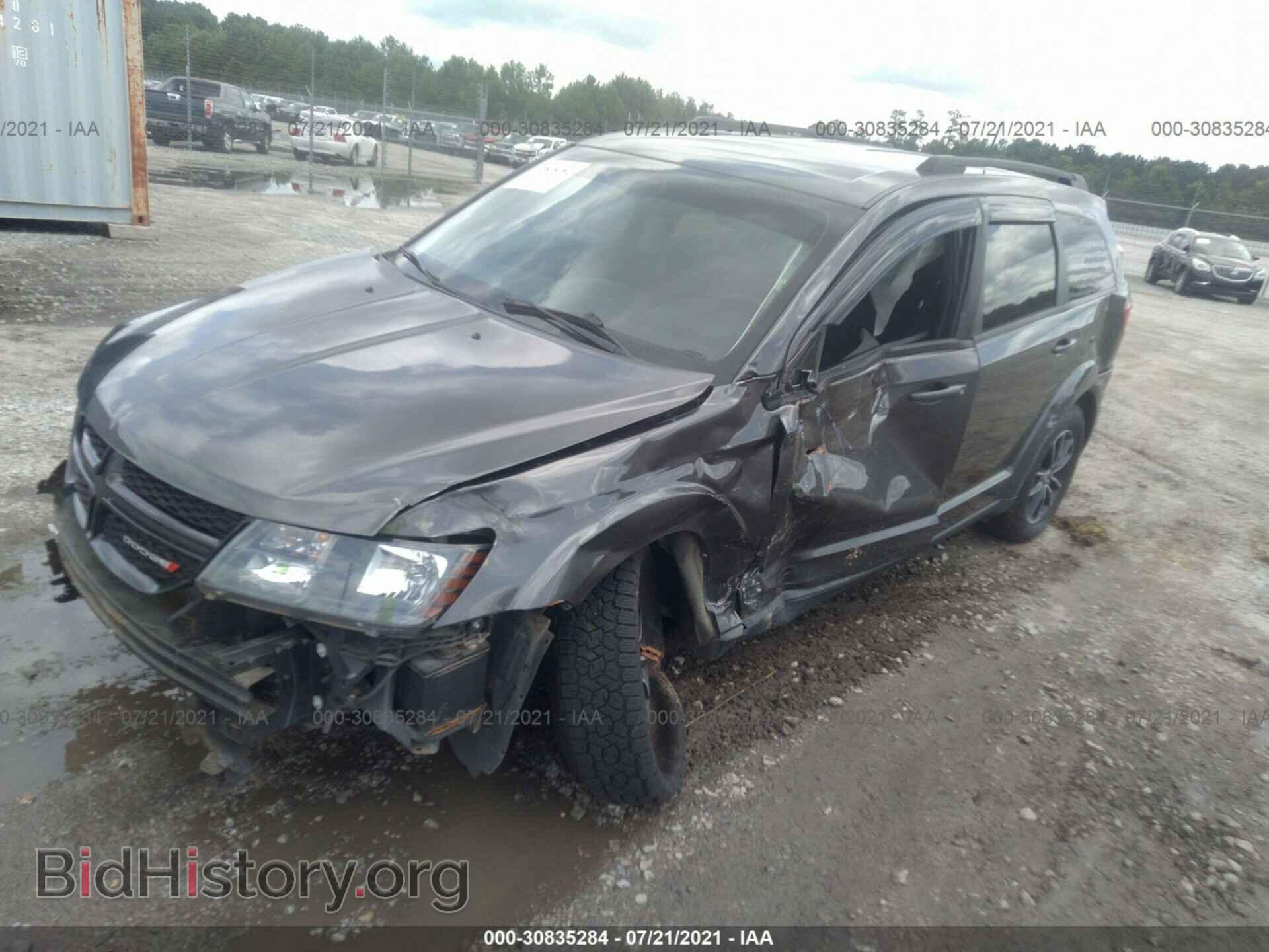 2018 DODGE JOURNEY - VIN: 3C4PDCAB3JT509590 - Фото 2