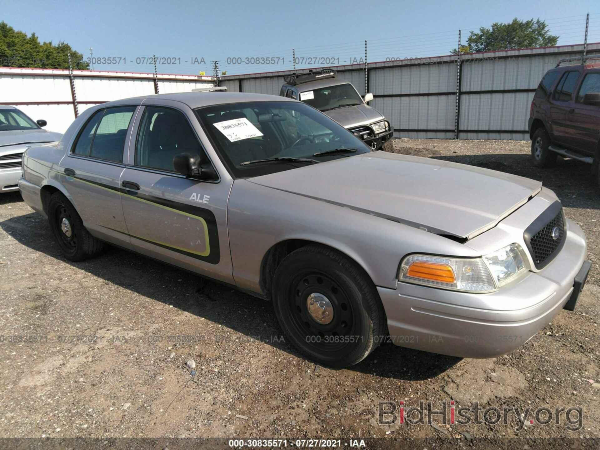 Photo 2FABP7BV9BX145375 - FORD POLICE INTERCEPTOR 2011