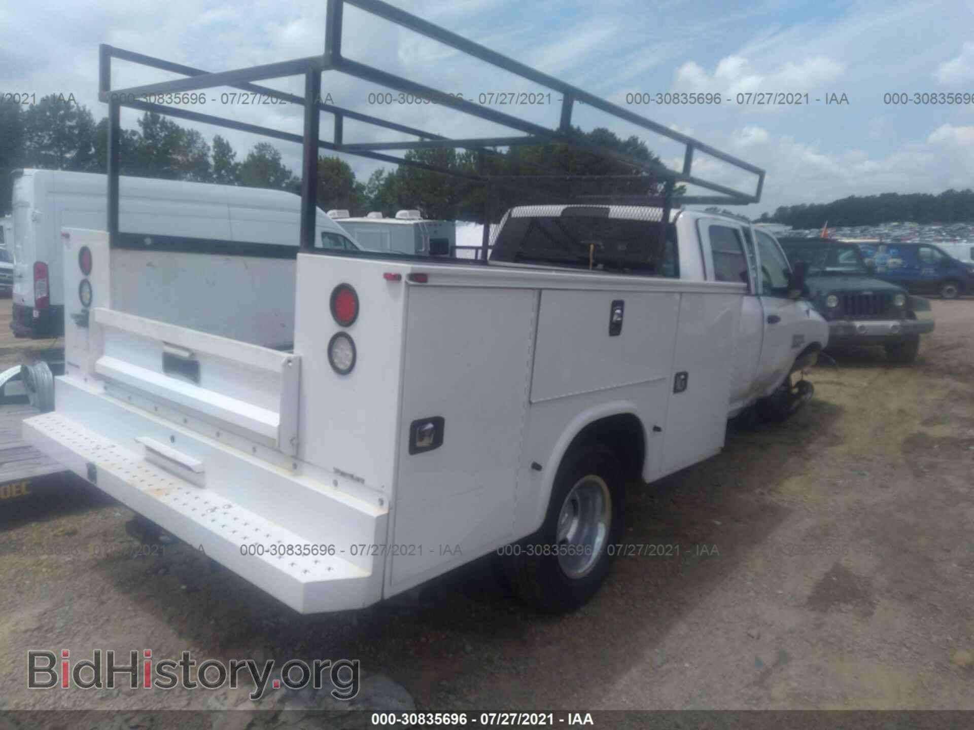 2018 RAM 3500 CHASSIS CAB - VIN: 3C7WRTCL6JG188627 - Photo 4