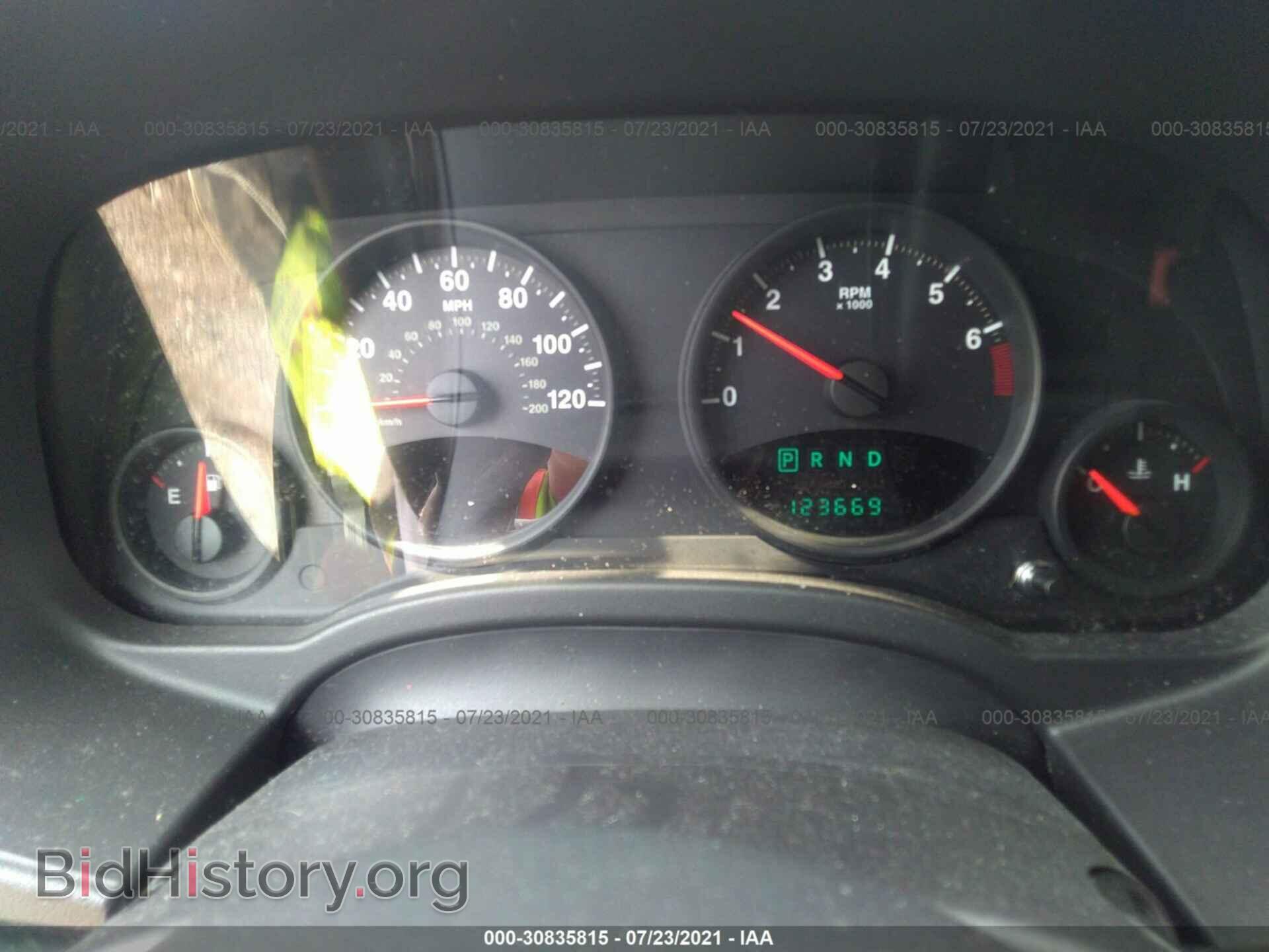 2012 JEEP COMPASS - VIN: 1C4NJCBB0CD554171 - Фото 7