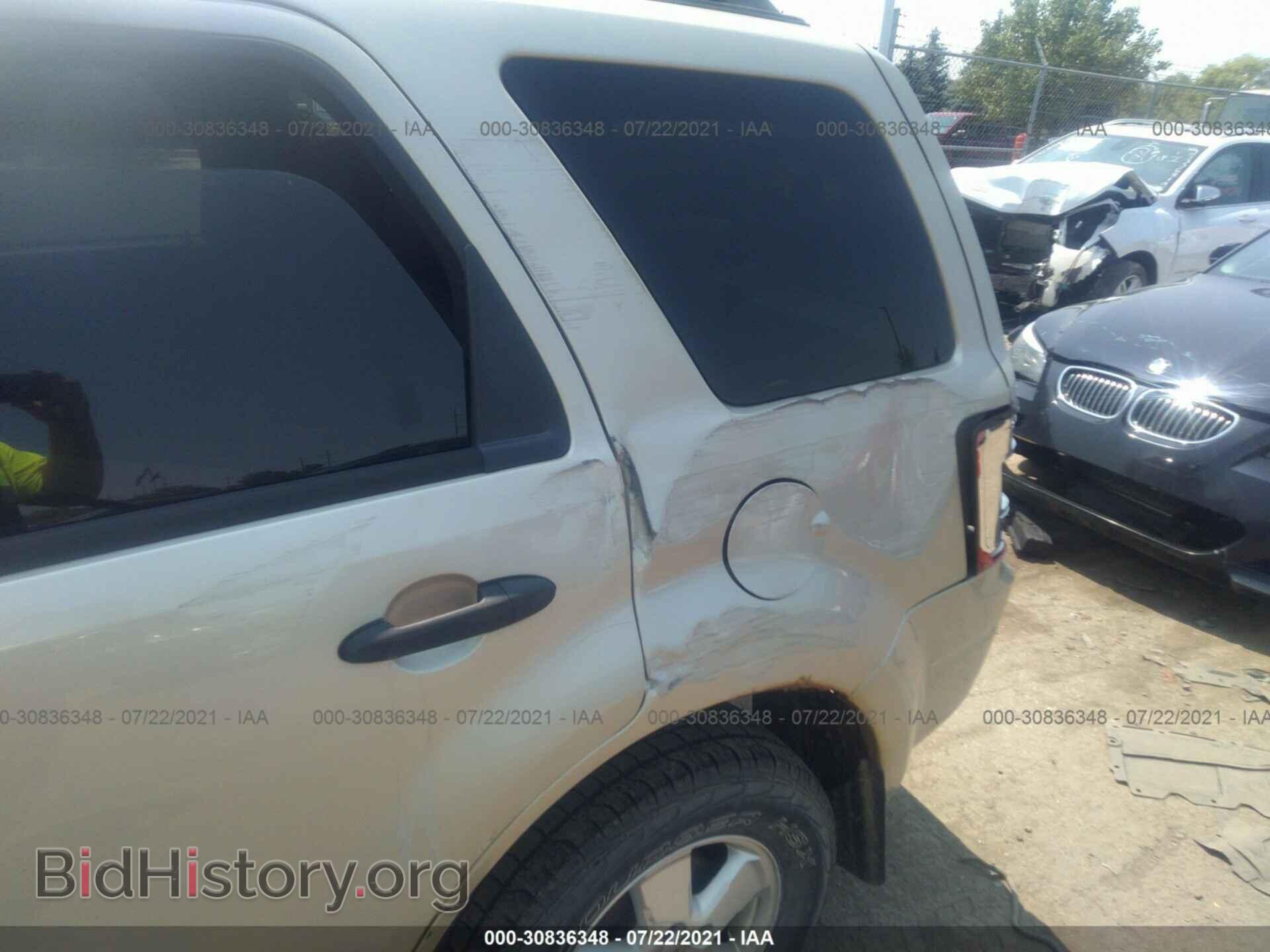 2011 FORD ESCAPE - VIN: 1FMCU0D70BKC55811 - Photo 6