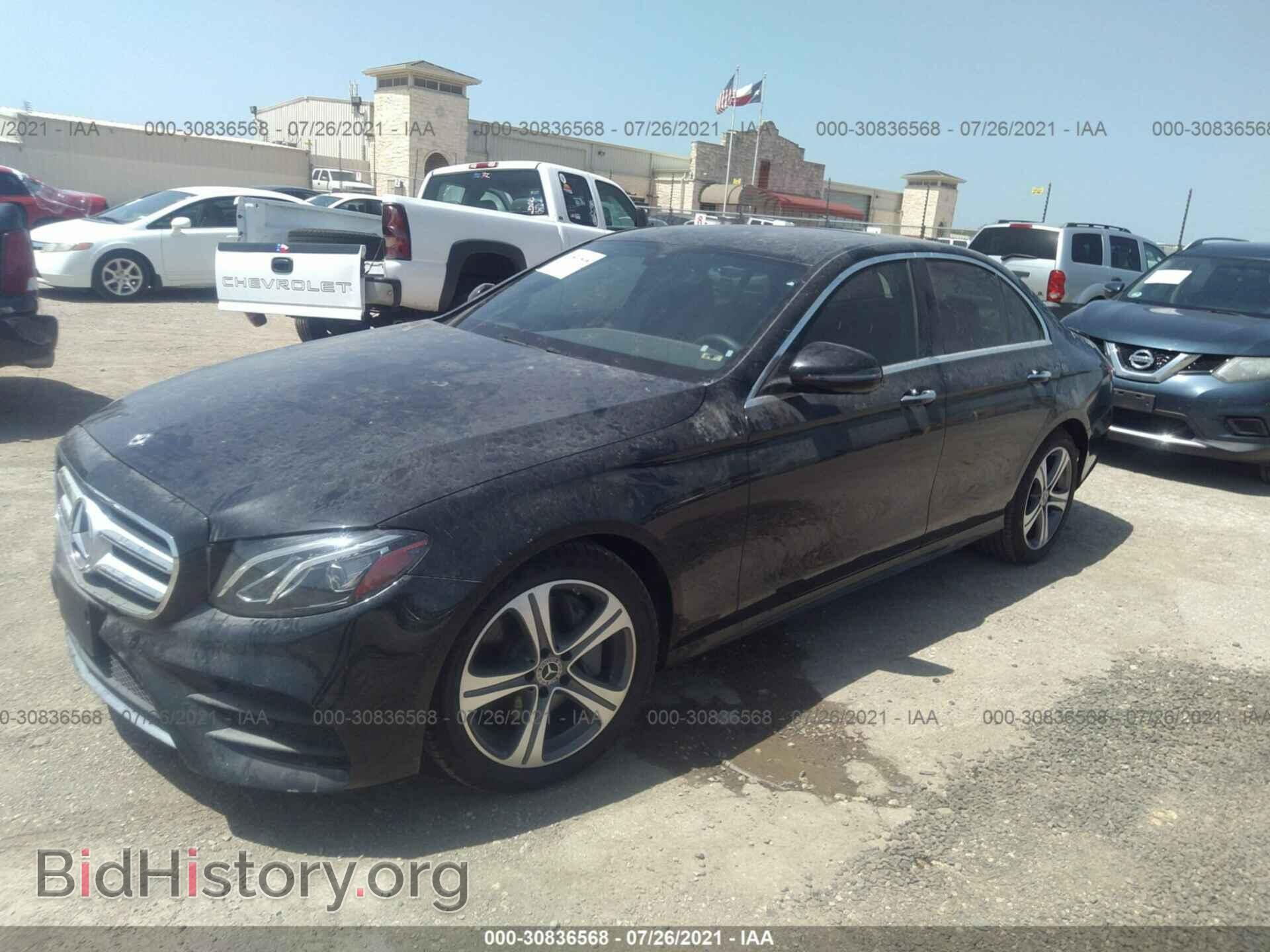 2020 MERCEDES-BENZ E-CLASS - VIN: WDDZF8DB6LA720455 - Фото 2