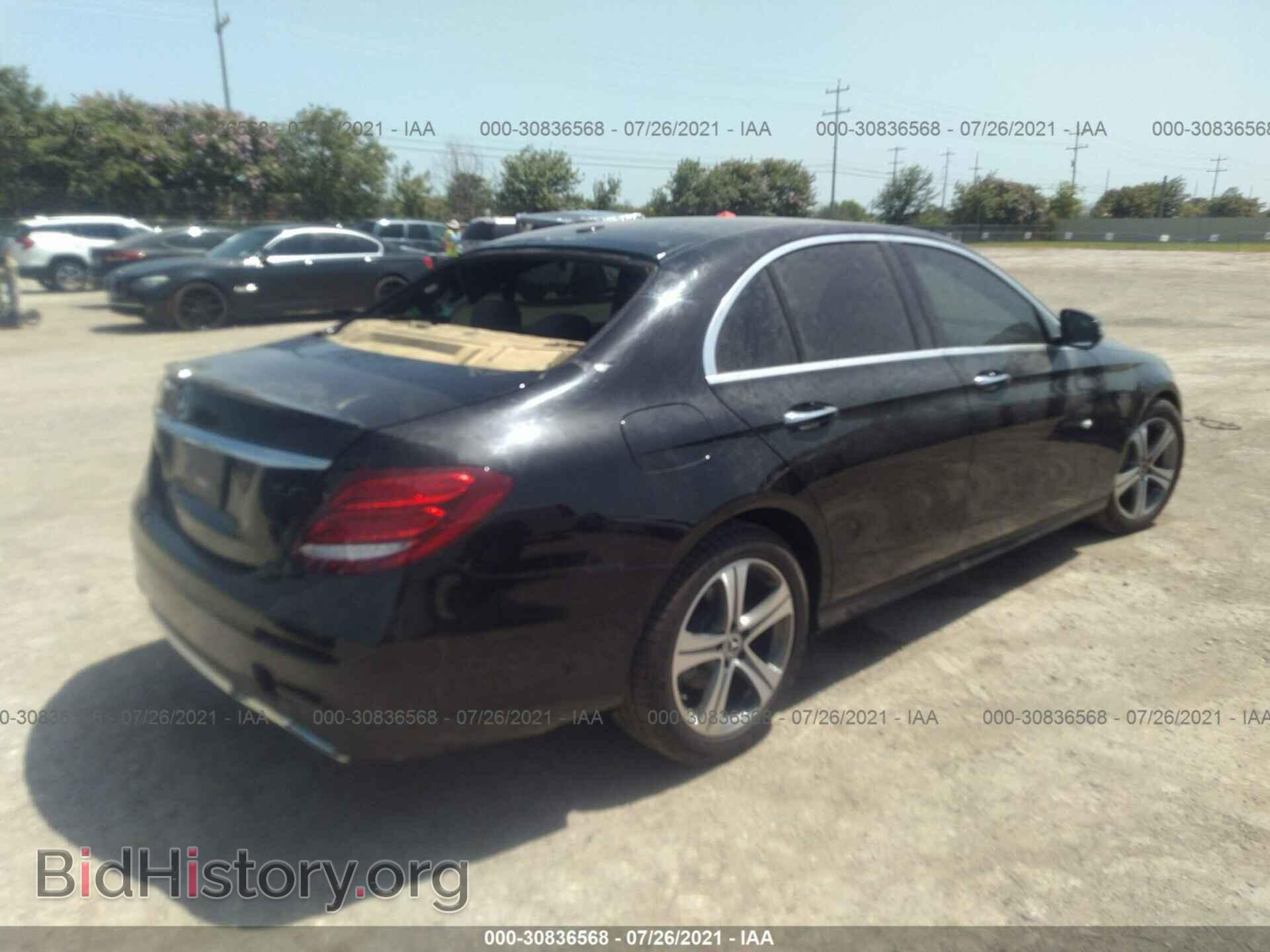 2020 MERCEDES-BENZ E-CLASS - VIN: WDDZF8DB6LA720455 - Фото 4