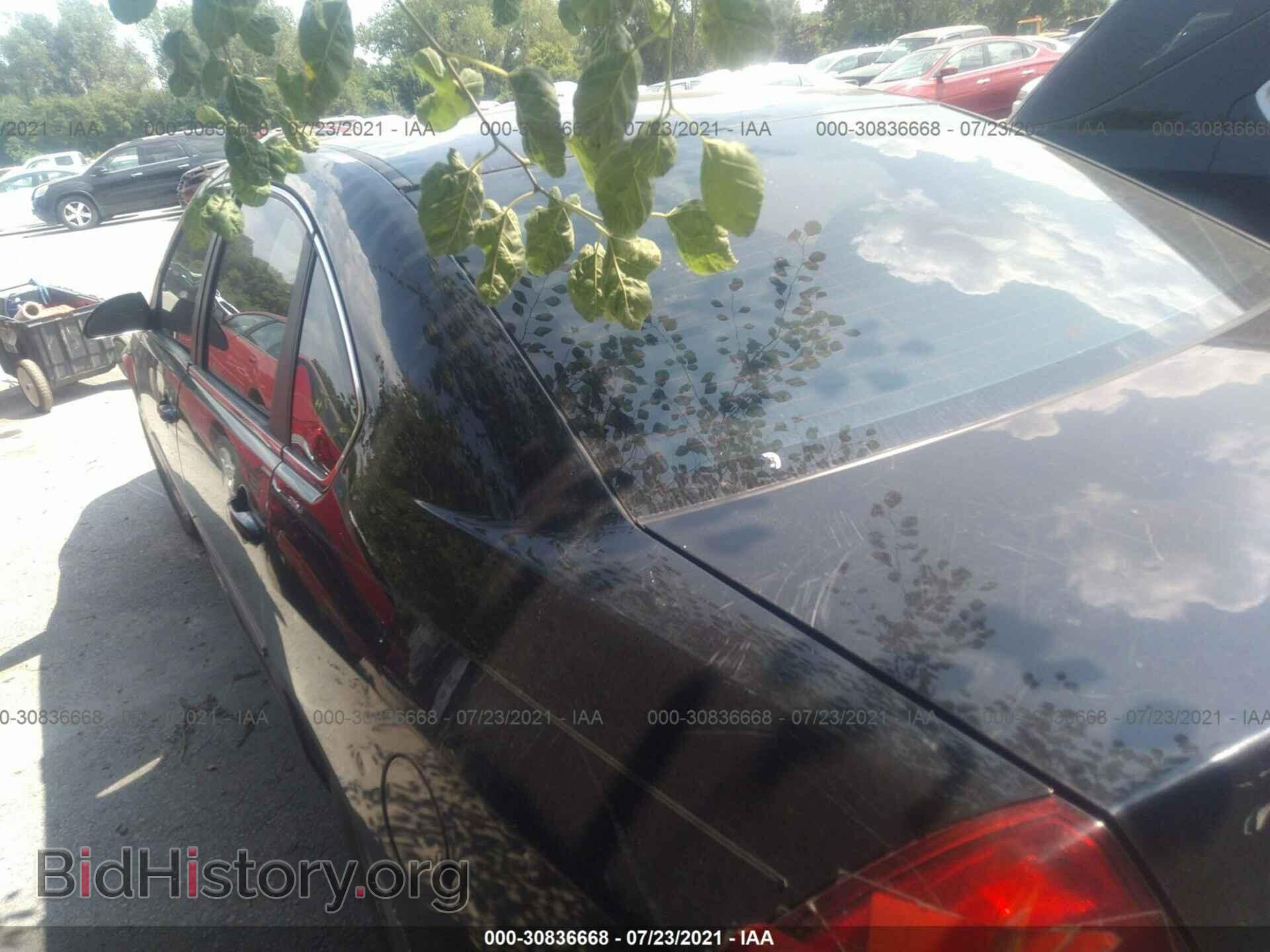 2011 CHEVROLET IMPALA - VIN: 2G1WF5EK8B1115896 - Фото 3