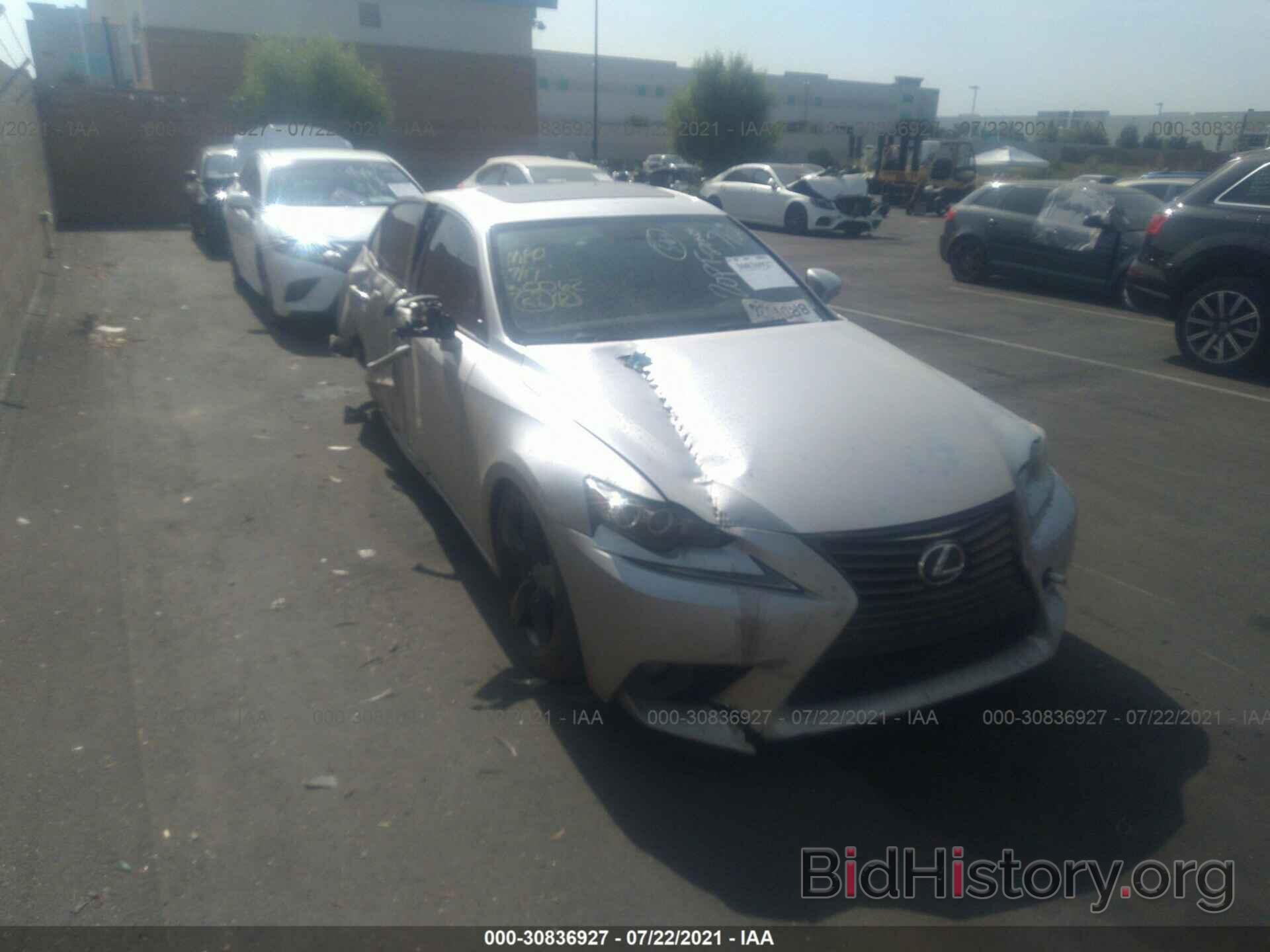 Photo JTHBA1D23G5022321 - LEXUS IS 200T 2016