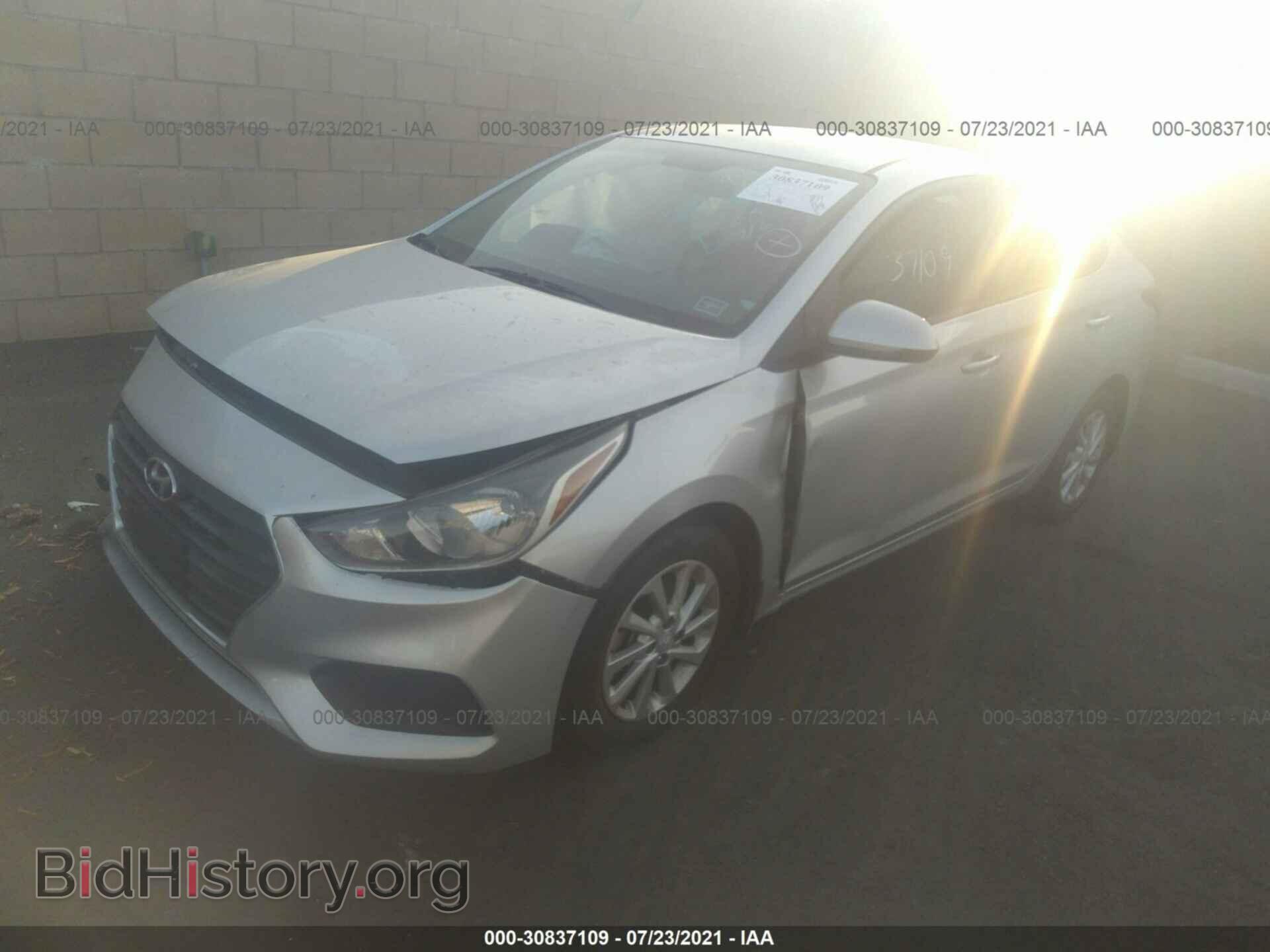 2018 HYUNDAI ACCENT - VIN: 3KPC24A36JE023914 - Фото 2