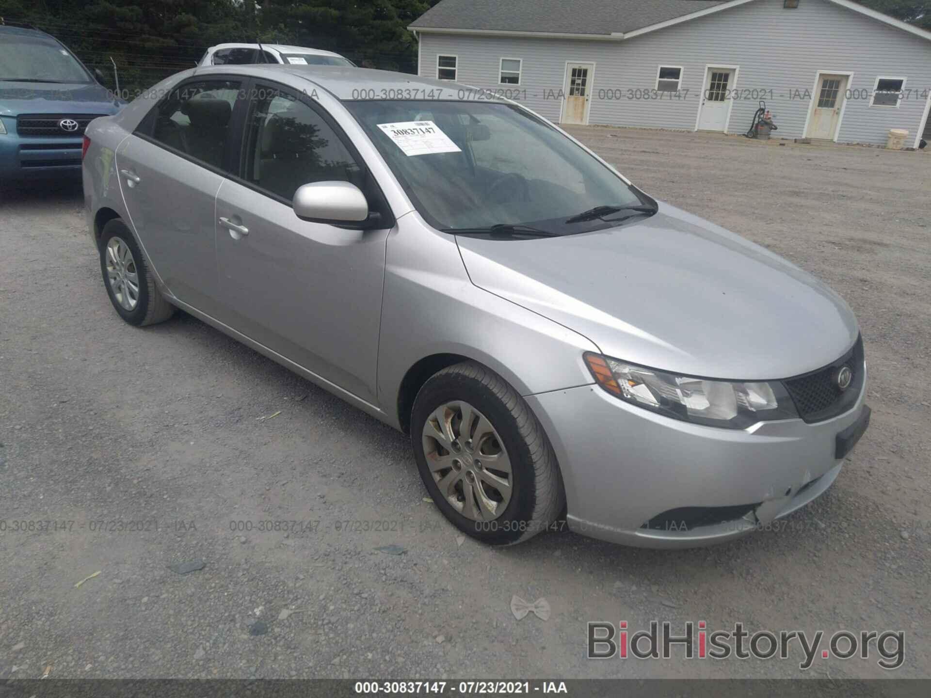 Photo KNAFT4A29A5093272 - KIA FORTE 2010