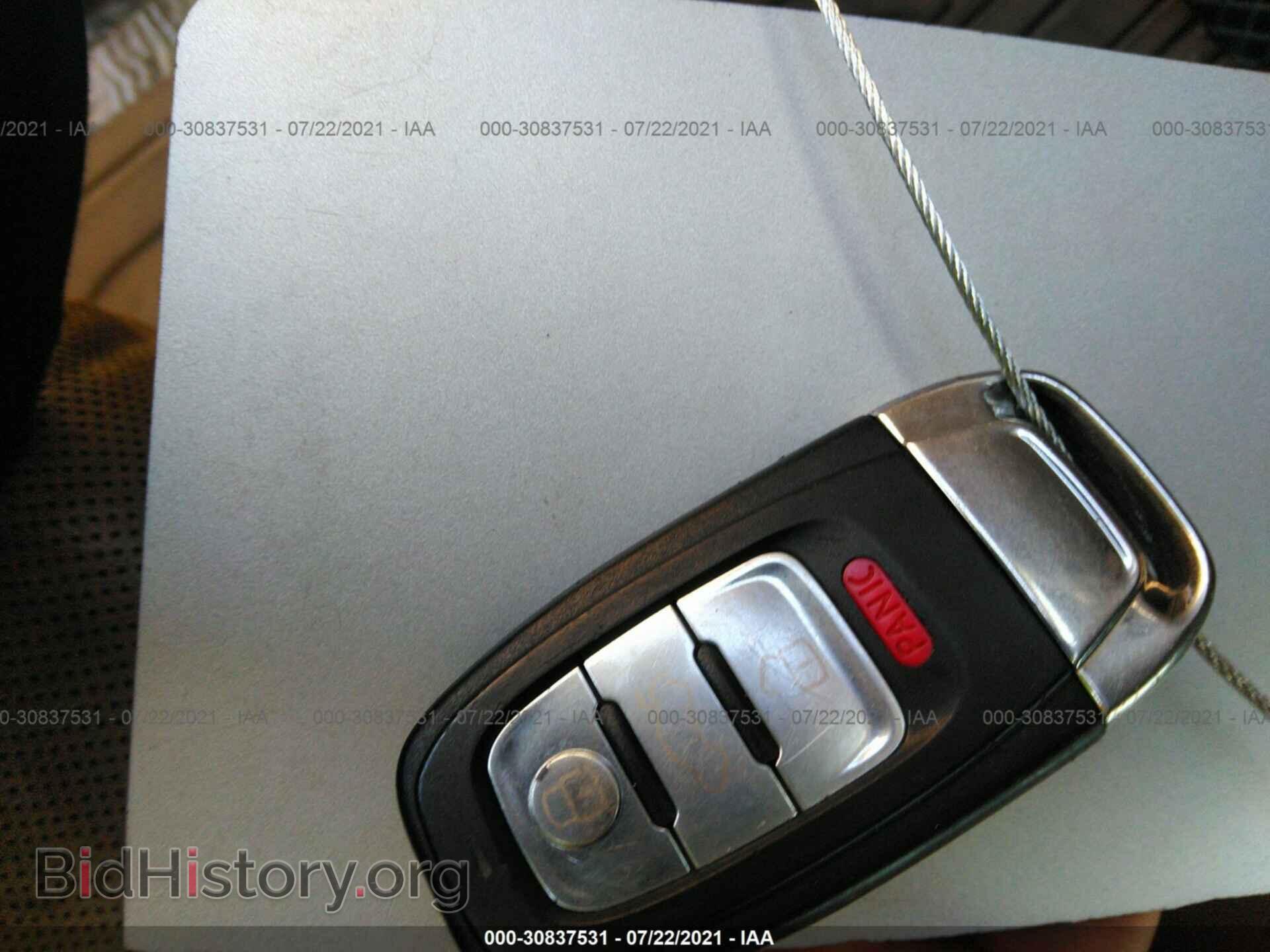 2010 AUDI A5 - VIN: WAULFAFH4AN024463 - Photo 11
