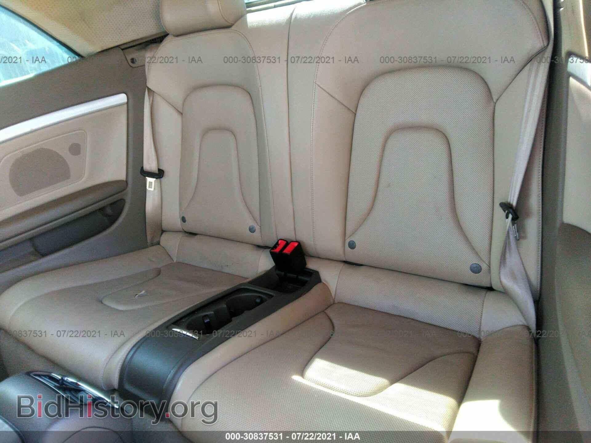 2010 AUDI A5 - VIN: WAULFAFH4AN024463 - Photo 8