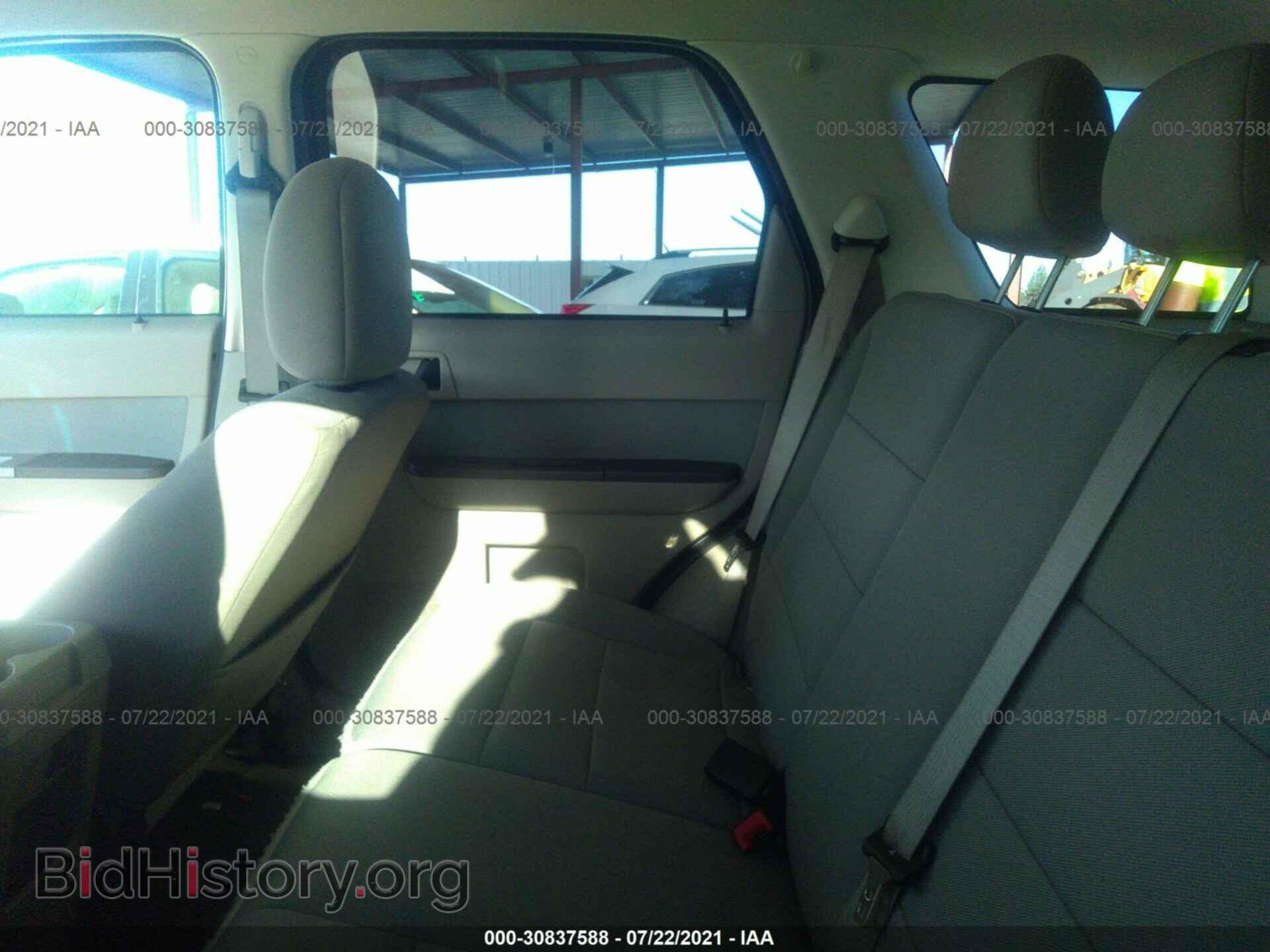 2012 FORD ESCAPE - VIN: 1FMCU0D77CKC19003 - Фото 8