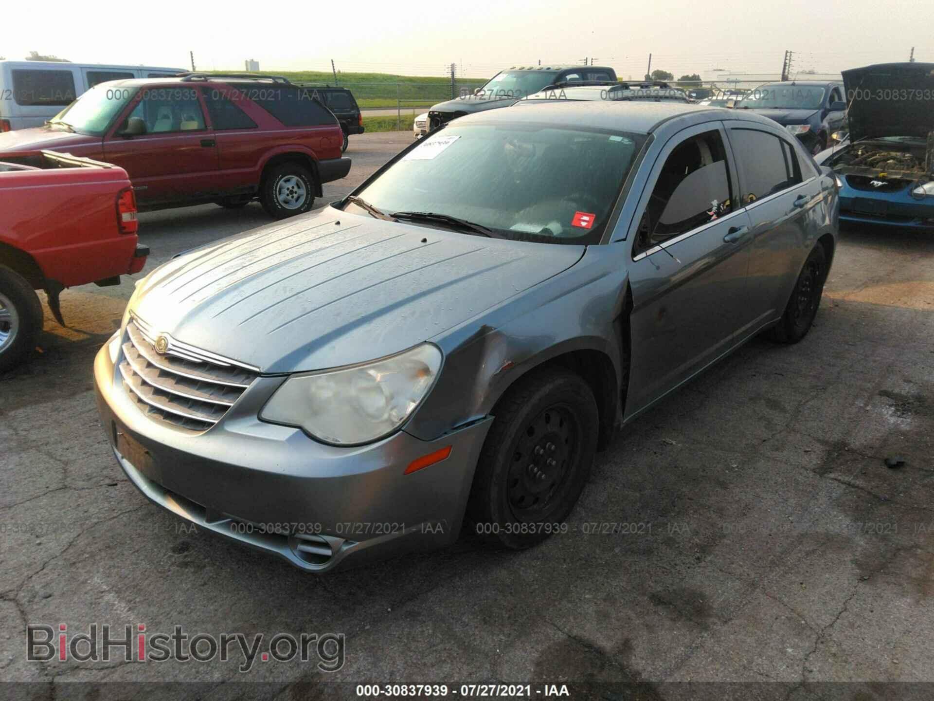 2008 CHRYSLER SEBRING - VIN: 1C3LC46K28N287543 - Фото 2