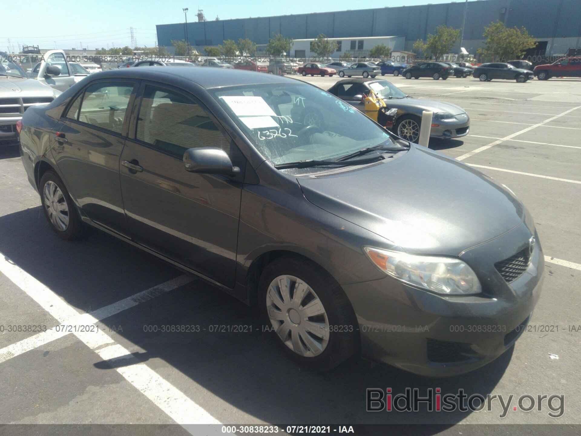 Photo 1NXBU4EE4AZ289138 - TOYOTA COROLLA 2010