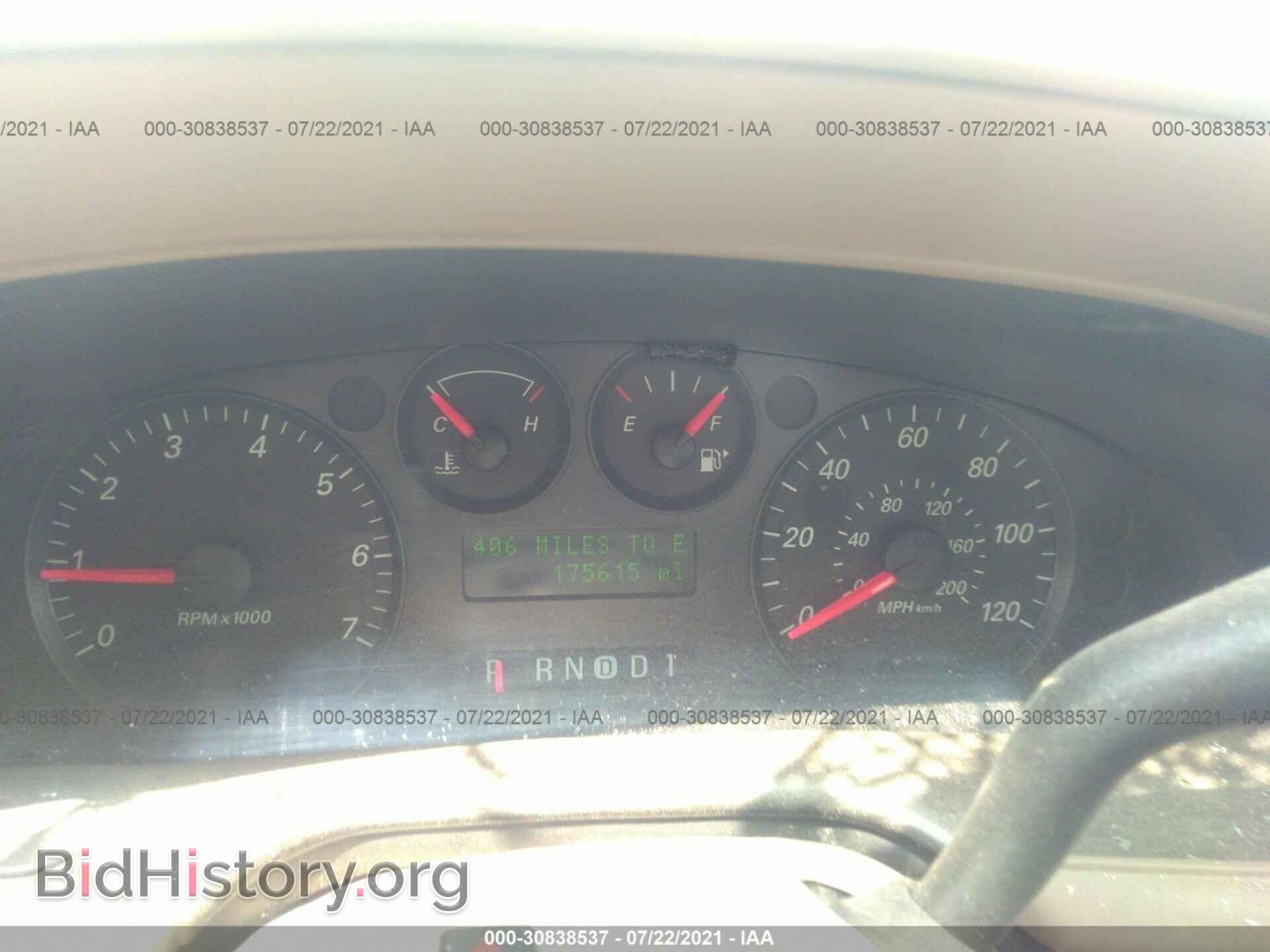 2006 FORD TAURUS - VIN: 1FAFP53U96A121846 - Фото 7