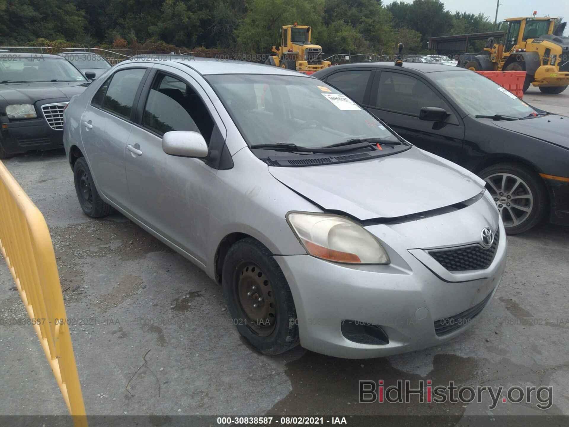 Photo JTDBT4K33BL000252 - TOYOTA YARIS 2011