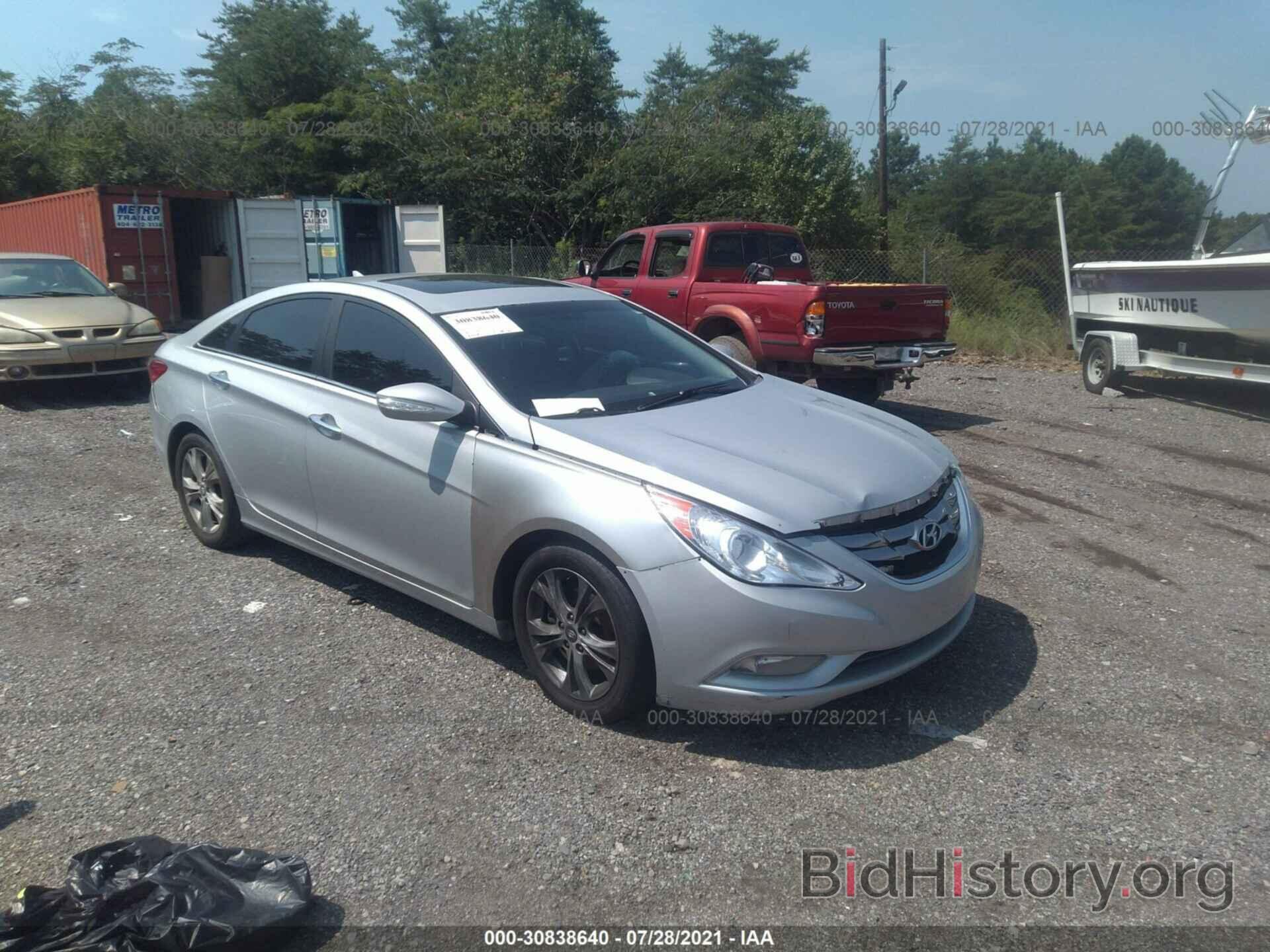 Photo 5NPEC4AC9BH095211 - HYUNDAI SONATA 2011