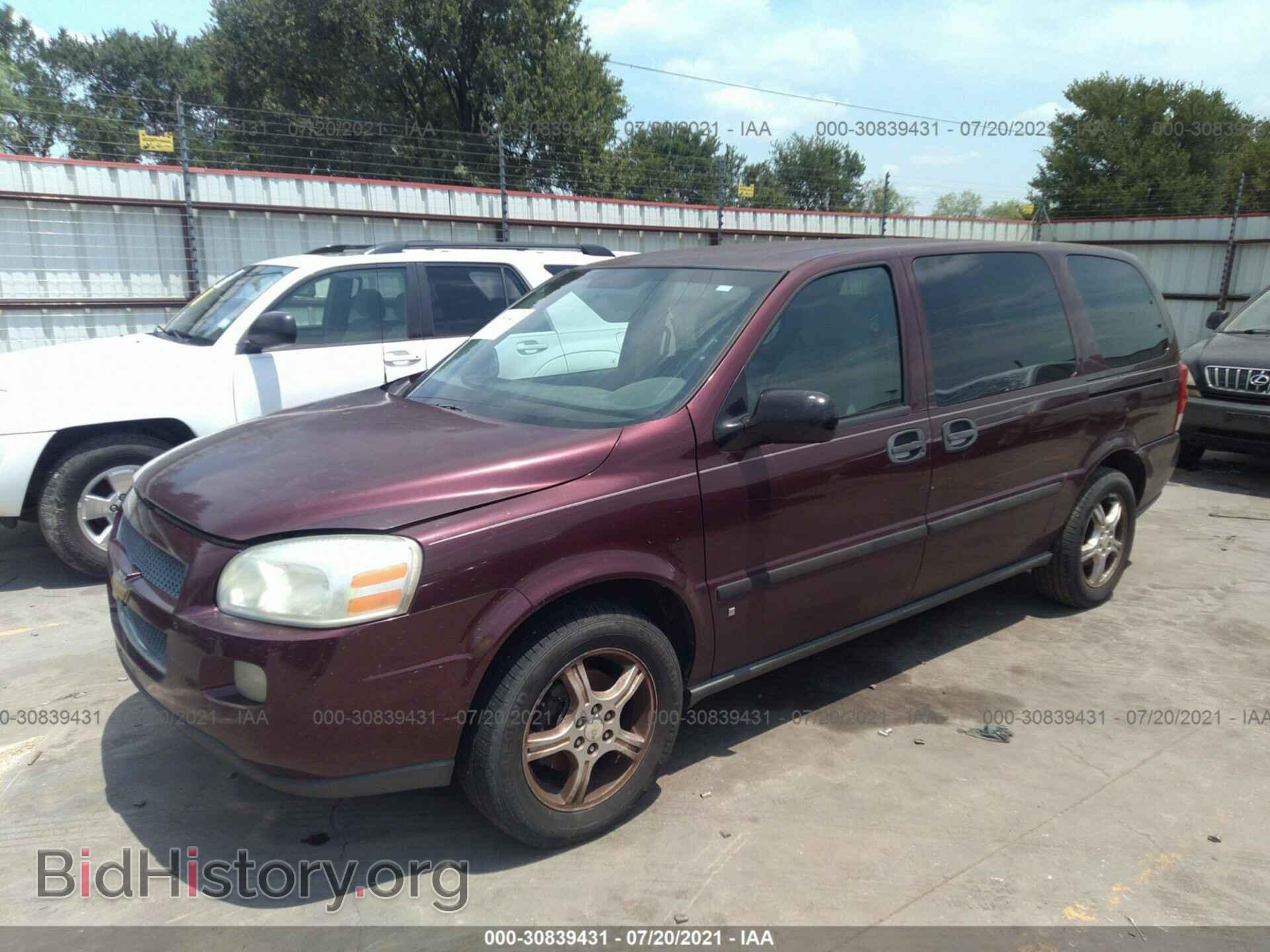 2007 CHEVROLET UPLANDER - VIN: 1GNDV23137D214428 - Фото 2