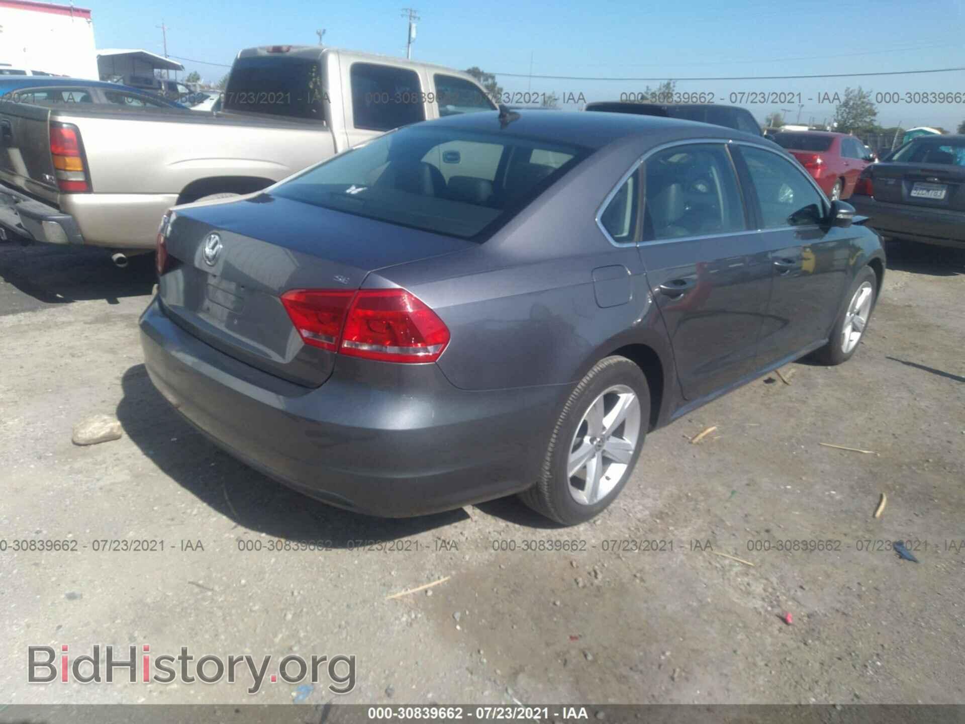 2012 VOLKSWAGEN PASSAT - VIN: 1VWBP7A35CC091739 - Фото 4
