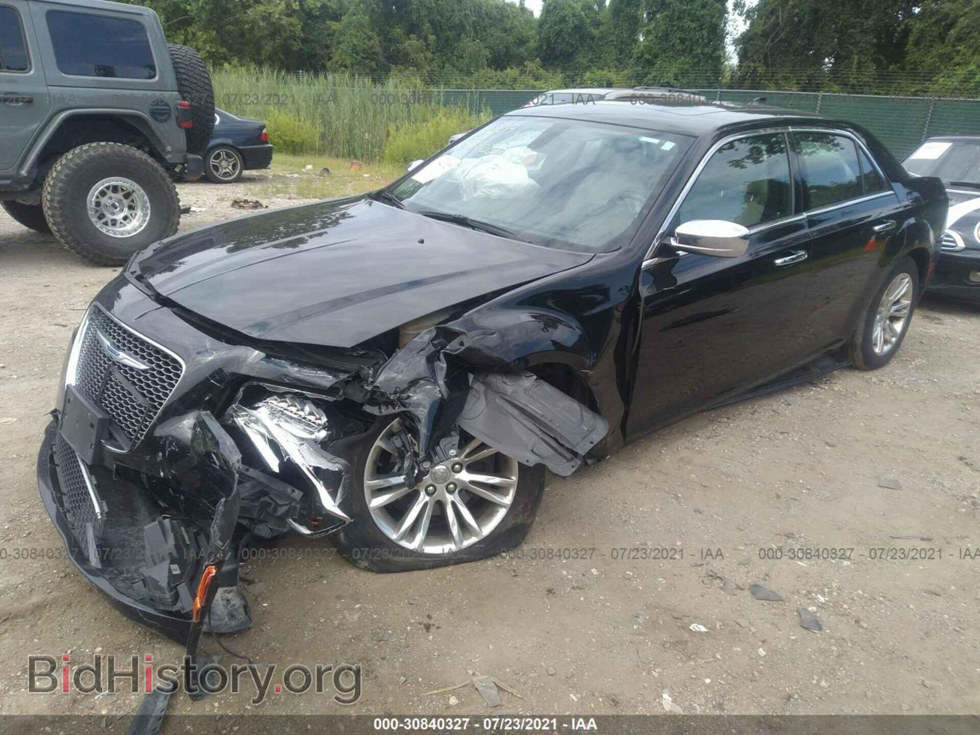 2016 CHRYSLER 300 - VIN: 2C3CCAEG6GH111209 - Фото 2