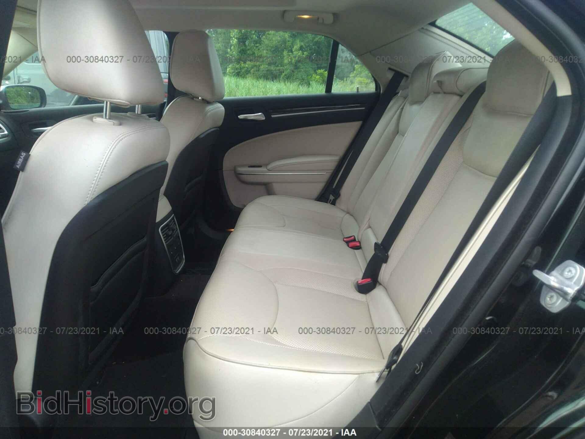 2016 CHRYSLER 300 - VIN: 2C3CCAEG6GH111209 - Фото 8
