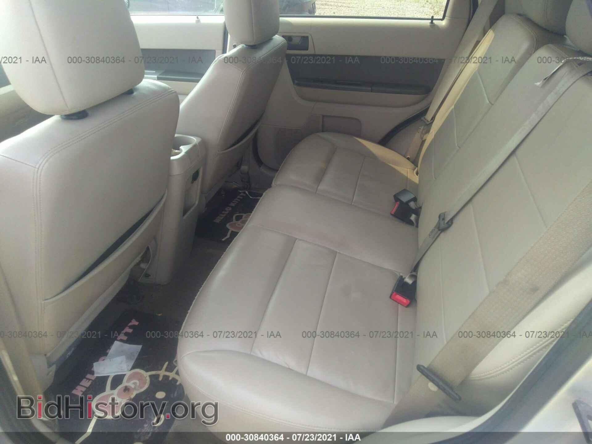 2011 FORD ESCAPE - VIN: 1FMCU9DG3BKC12231 - Фото 8
