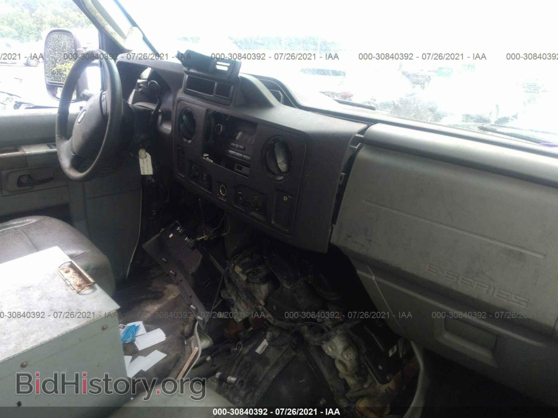2011 FORD ECONOLINE CARGO VAN - VIN: 1FTNE2EL4BDA85619 - Фото 5