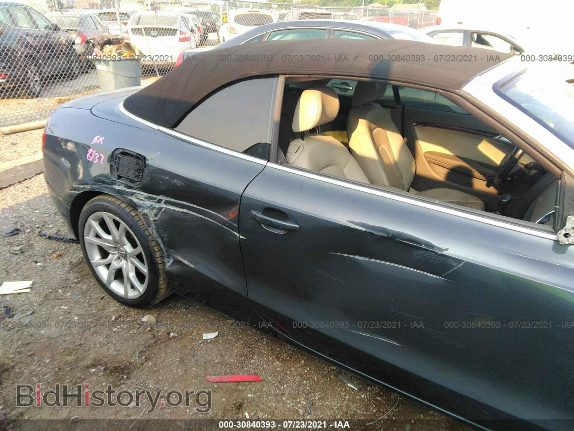 2011 AUDI A5 - VIN: WAUCFAFH8BN002161 - Фото 6