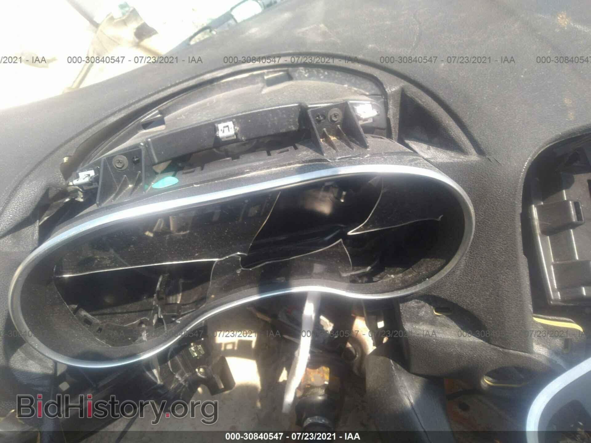 2015 CHRYSLER 300 - VIN: 2C3CCAAG8FH763432 - Фото 7