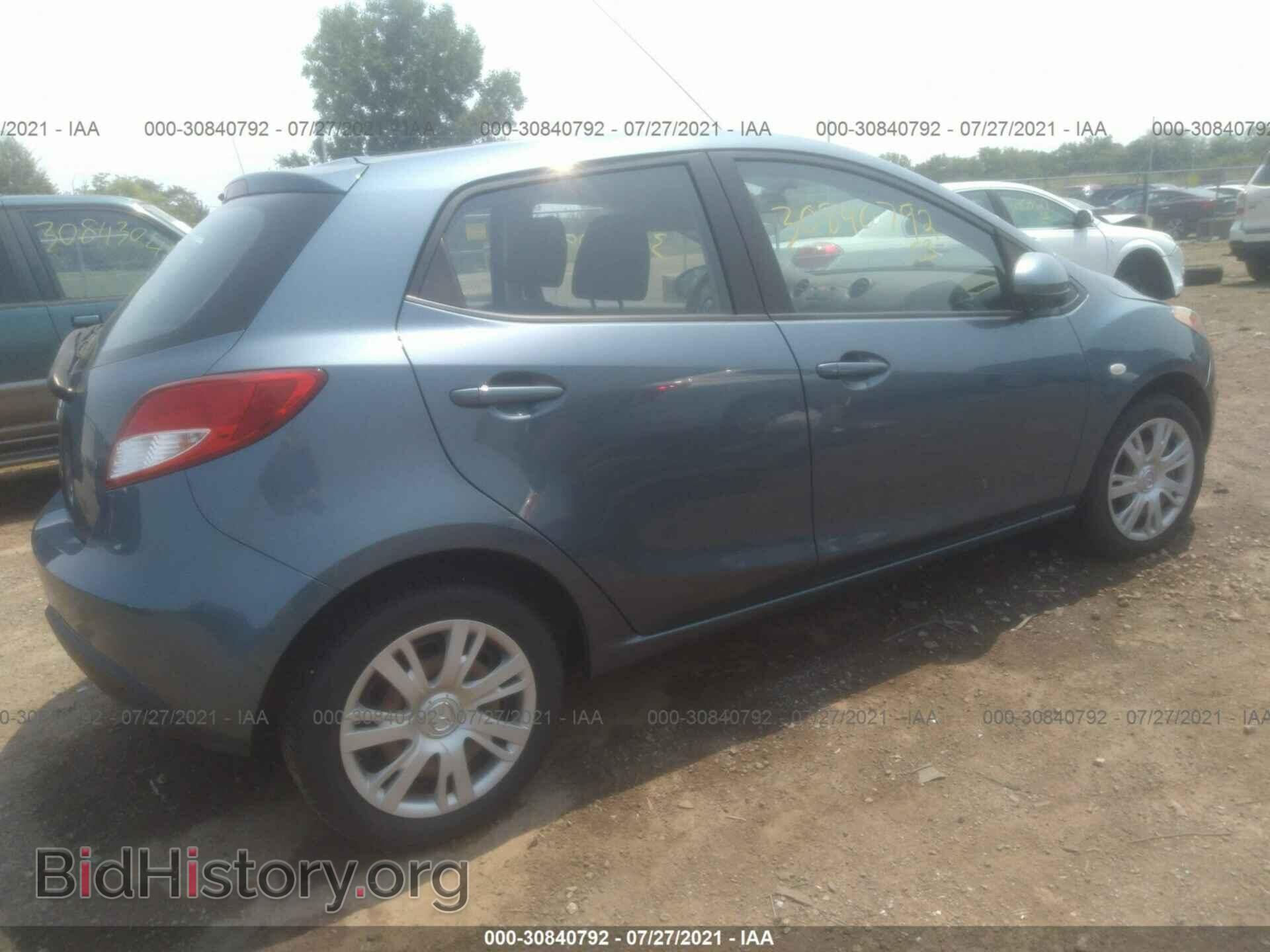 2014 MAZDA MAZDA2 - VIN: JM1DE1KY0E0176968 - Фото 4